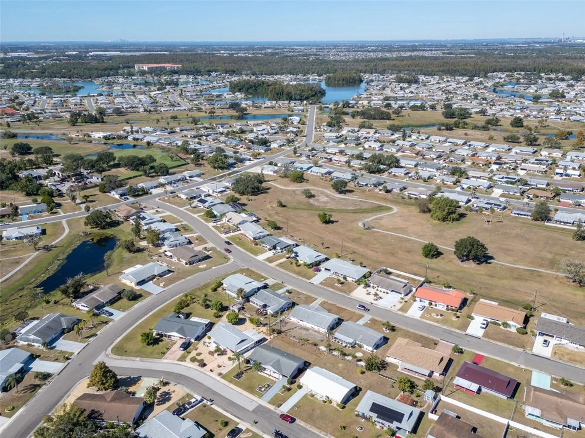 Property Slideshow image 34 of 53 | 735 torrey pines ave, Sun City Center, FL, 33573