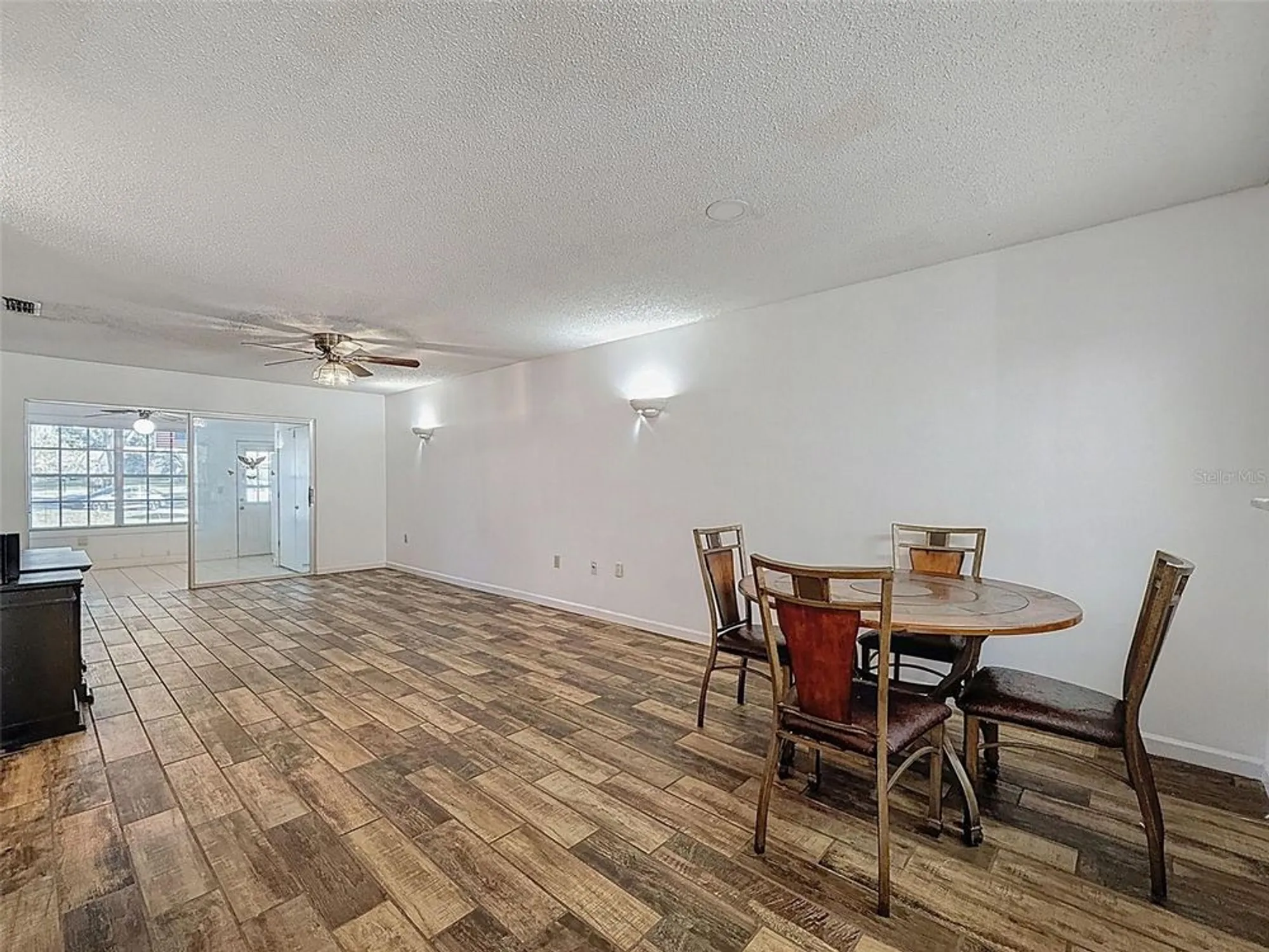 Property Slideshow image 21 of 74 | 11403 versailles ln, Port Richey, FL, 34668