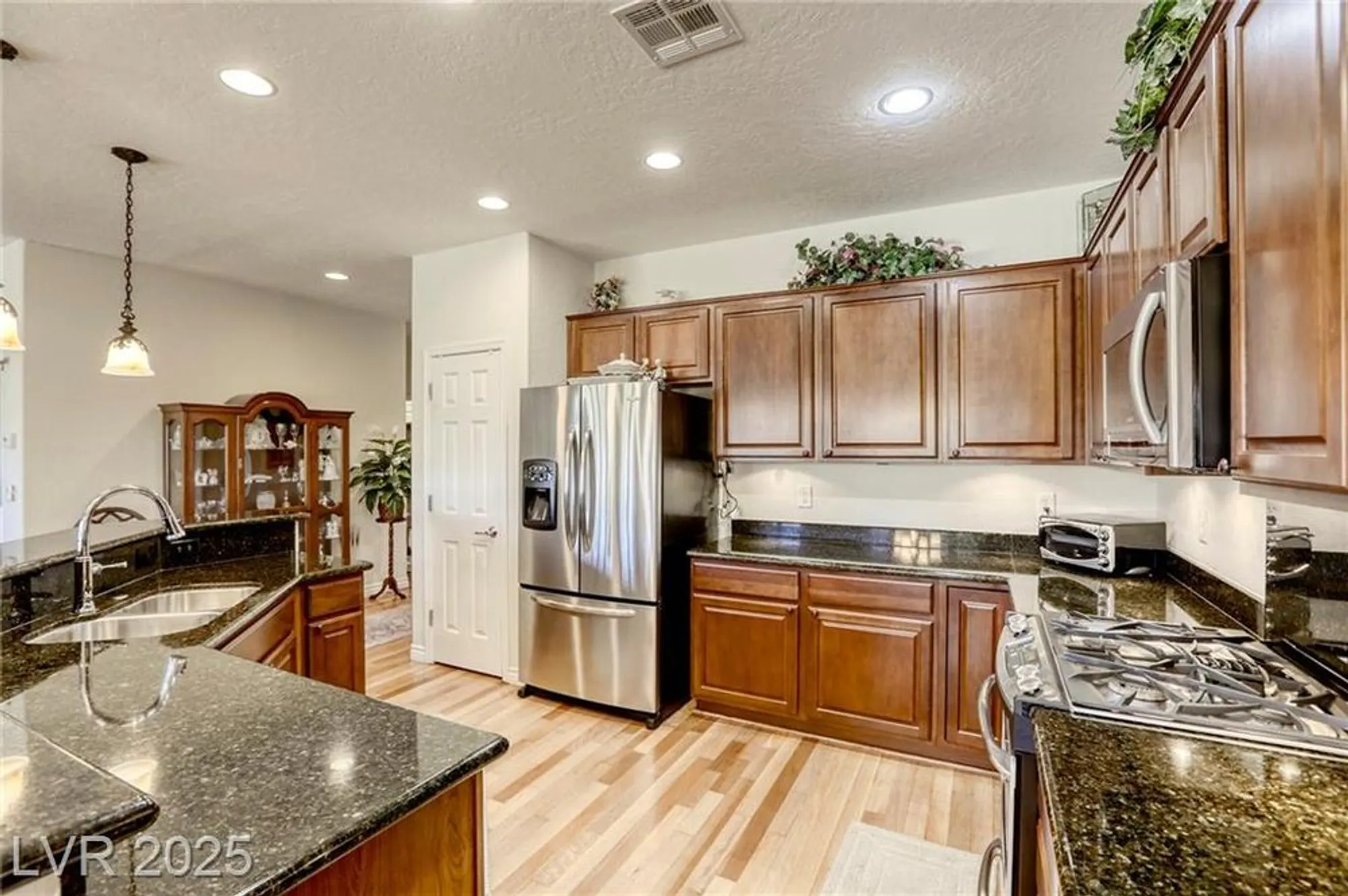 Property Slideshow image 8 of 70 | 7341 shelduck st, North Las Vegas, NV, 89084