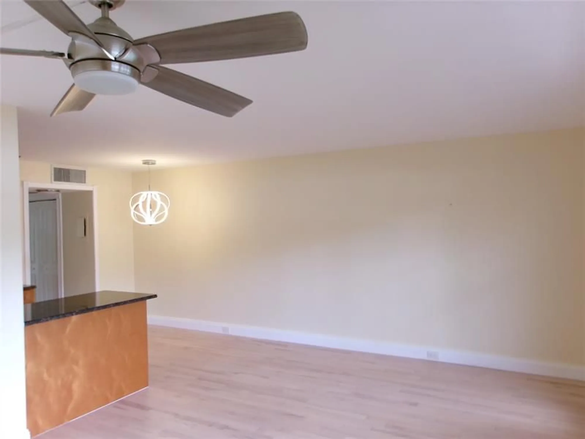 Property Slideshow image 5 of 12 | 2401 antigua cir j1, Coconut Creek, FL, 33066