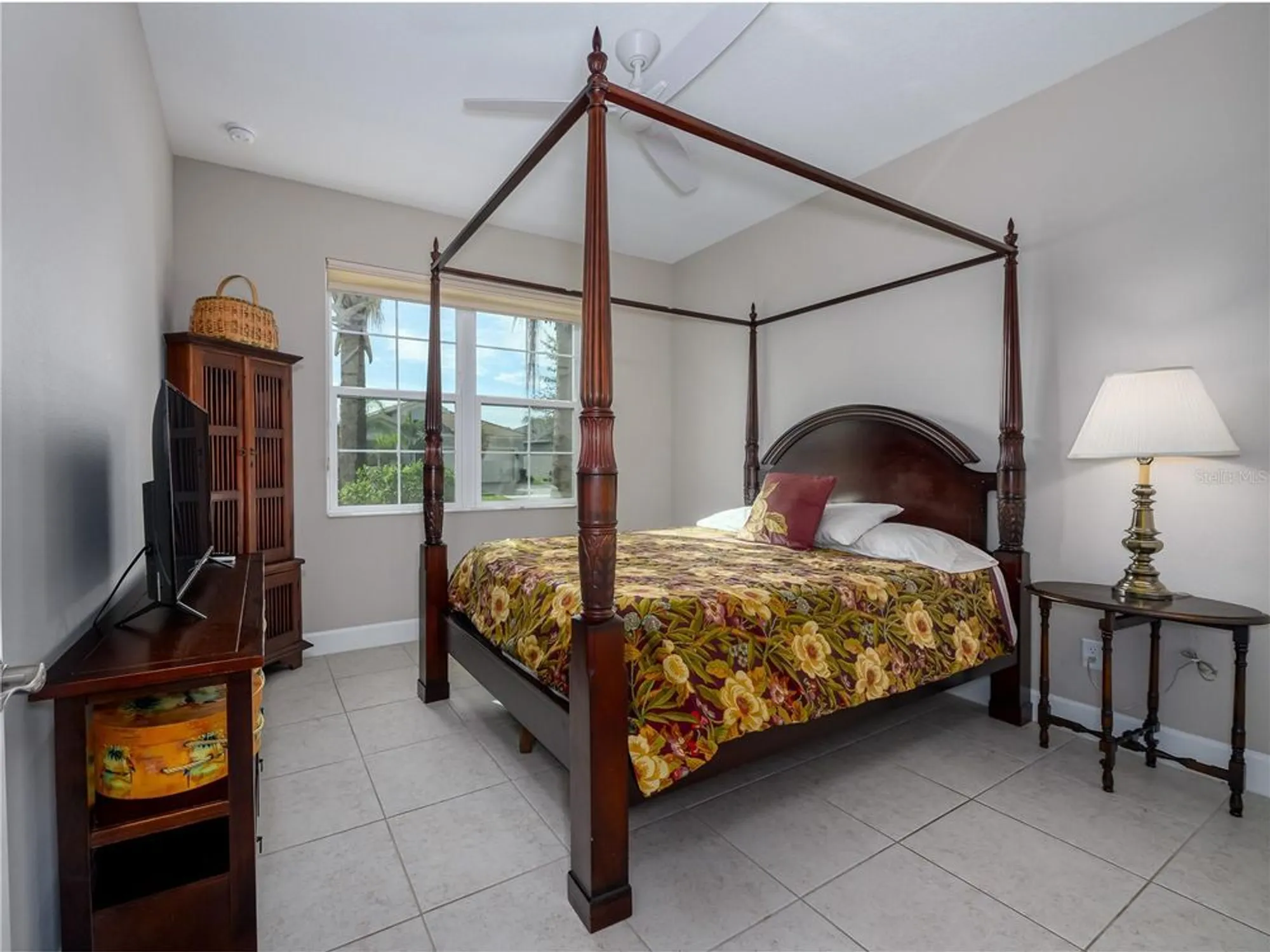 Property Slideshow image 31 of 54 | 5122 sierra falls ct, Wimauma, FL, 33598