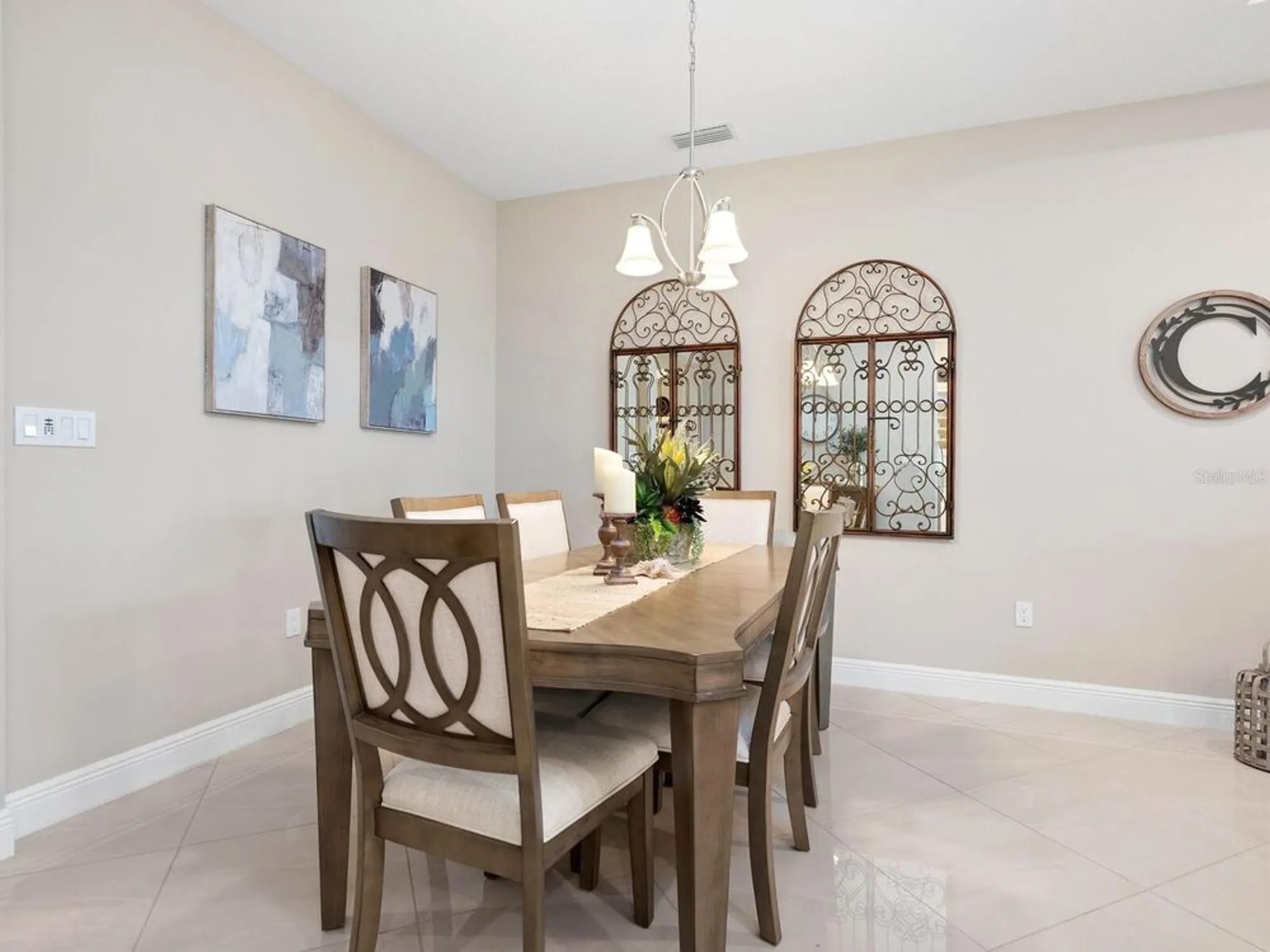 Property Slideshow image 10 of 51 | 4925 surfside cir, Bradenton, FL, 34211