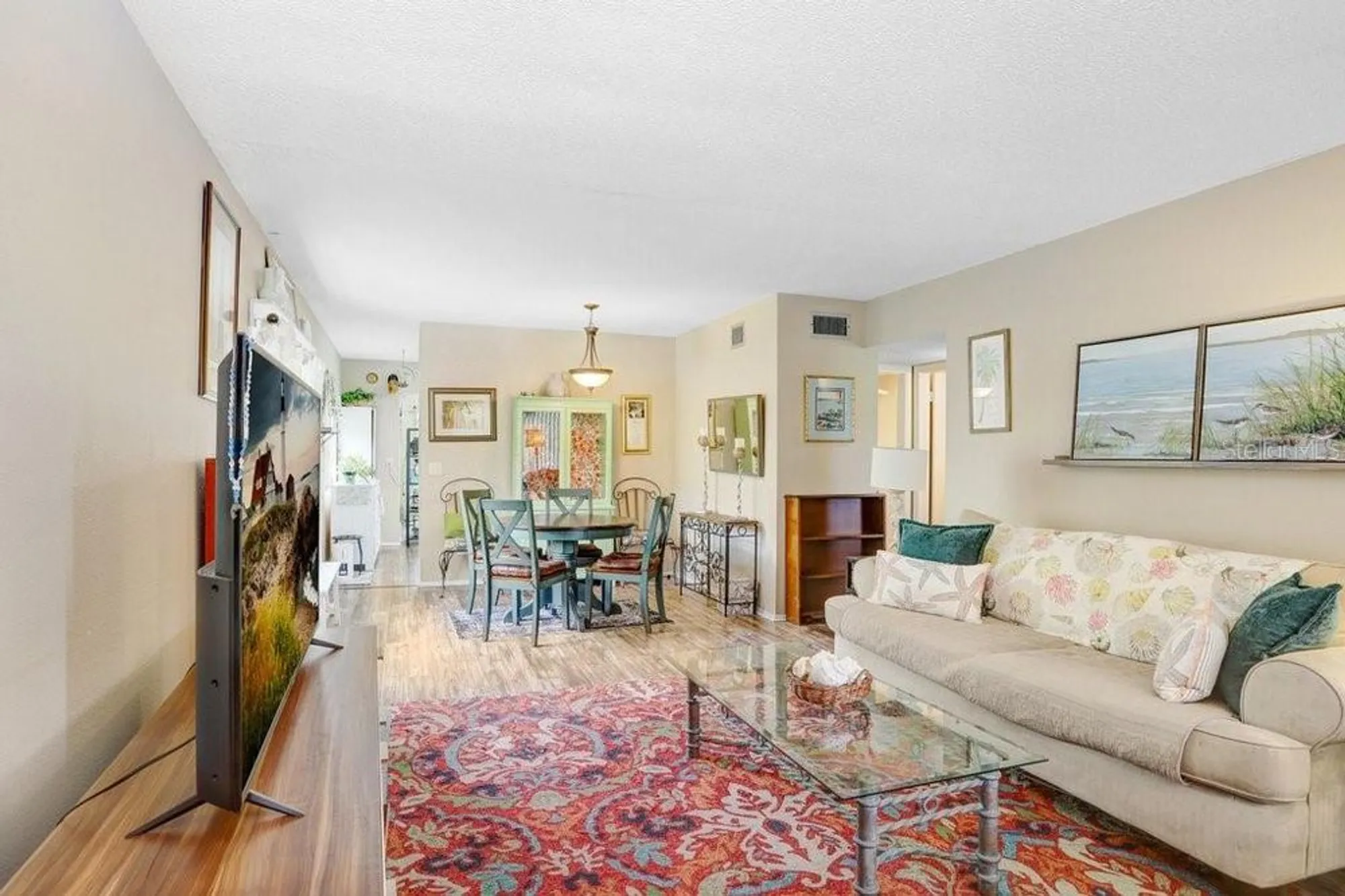 Property Slideshow image 6 of 46 | 2361 jamaican st 51, Clearwater, FL, 33763