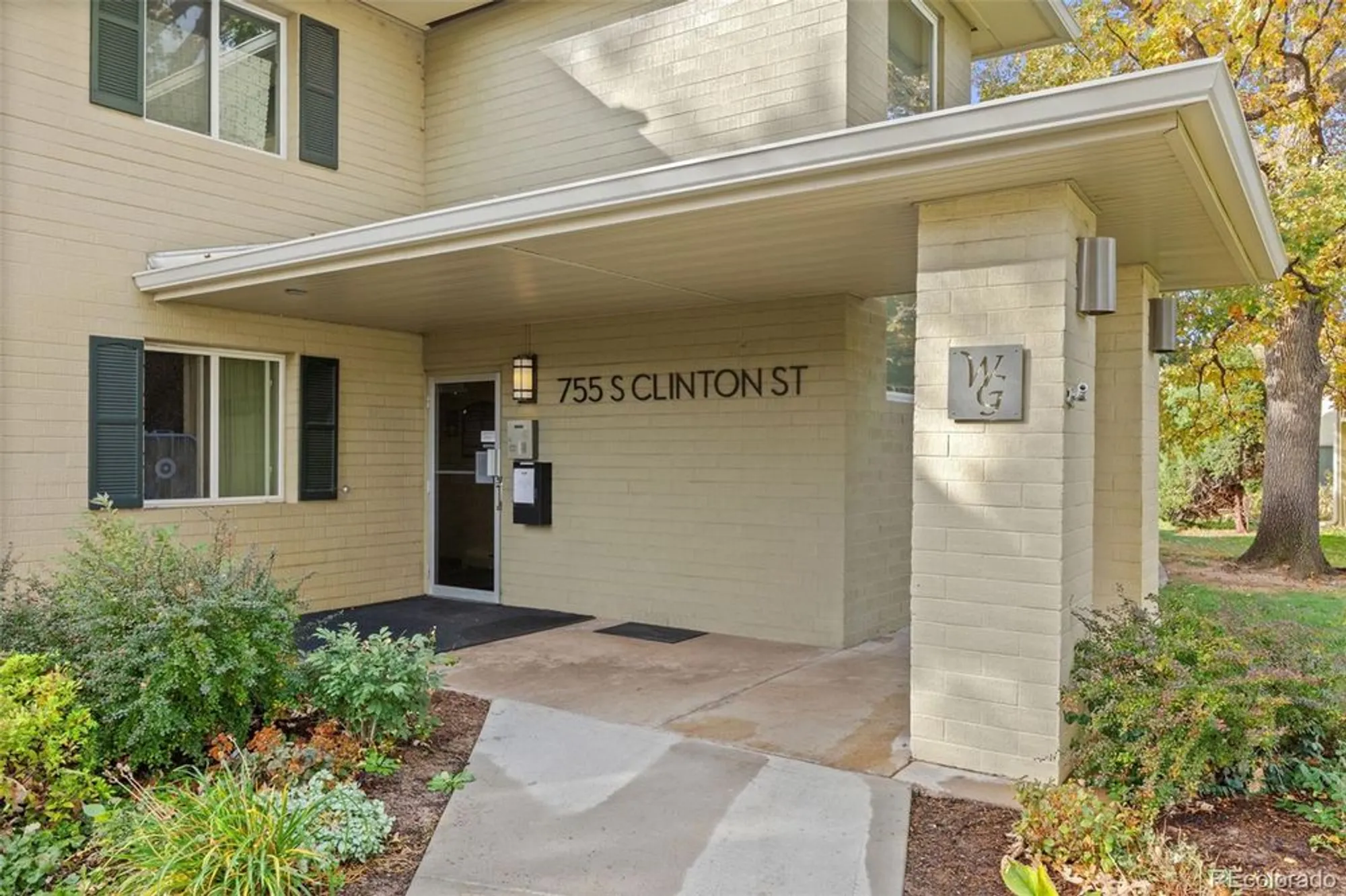 Property Slideshow image 4 of 36 | 755 s clinton st 7b, Denver, CO, 80247