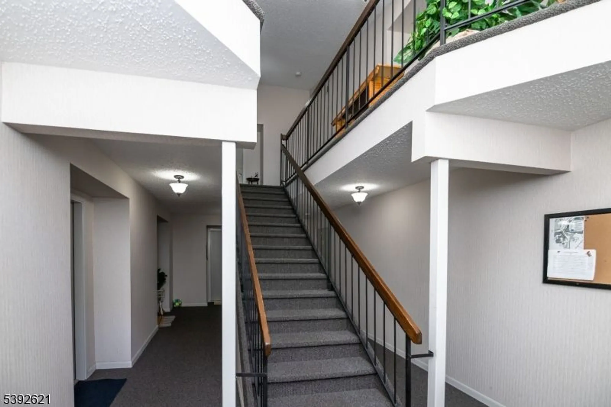 Property Slideshow image 2 of 39 | 31 drake way, Roxbury Twp, NJ, 07836