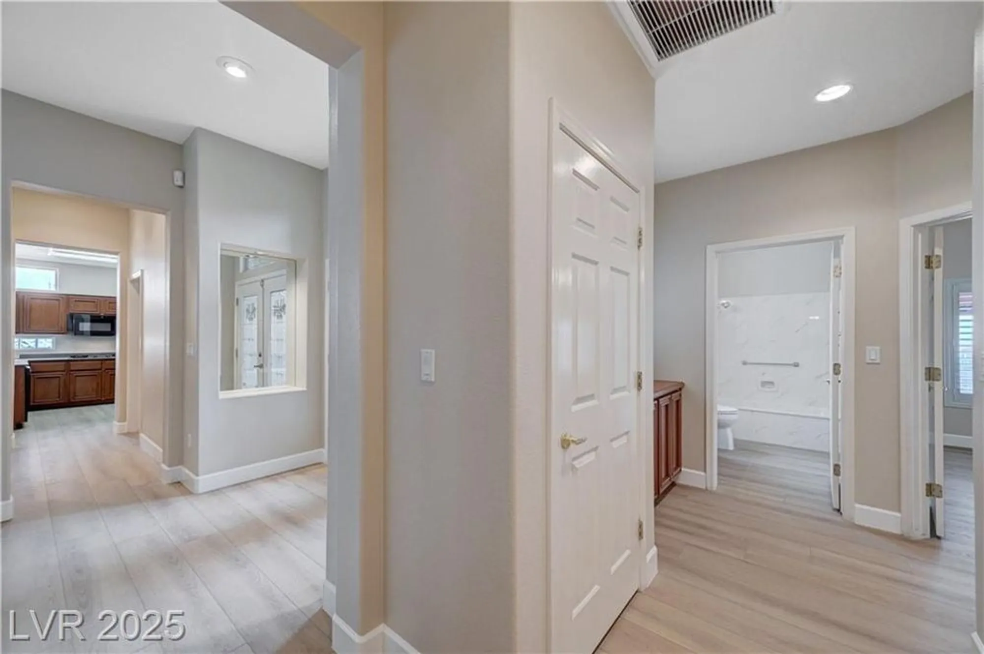 Property Slideshow image 44 of 77 | 2801 byron dr, Las Vegas, NV, 89134