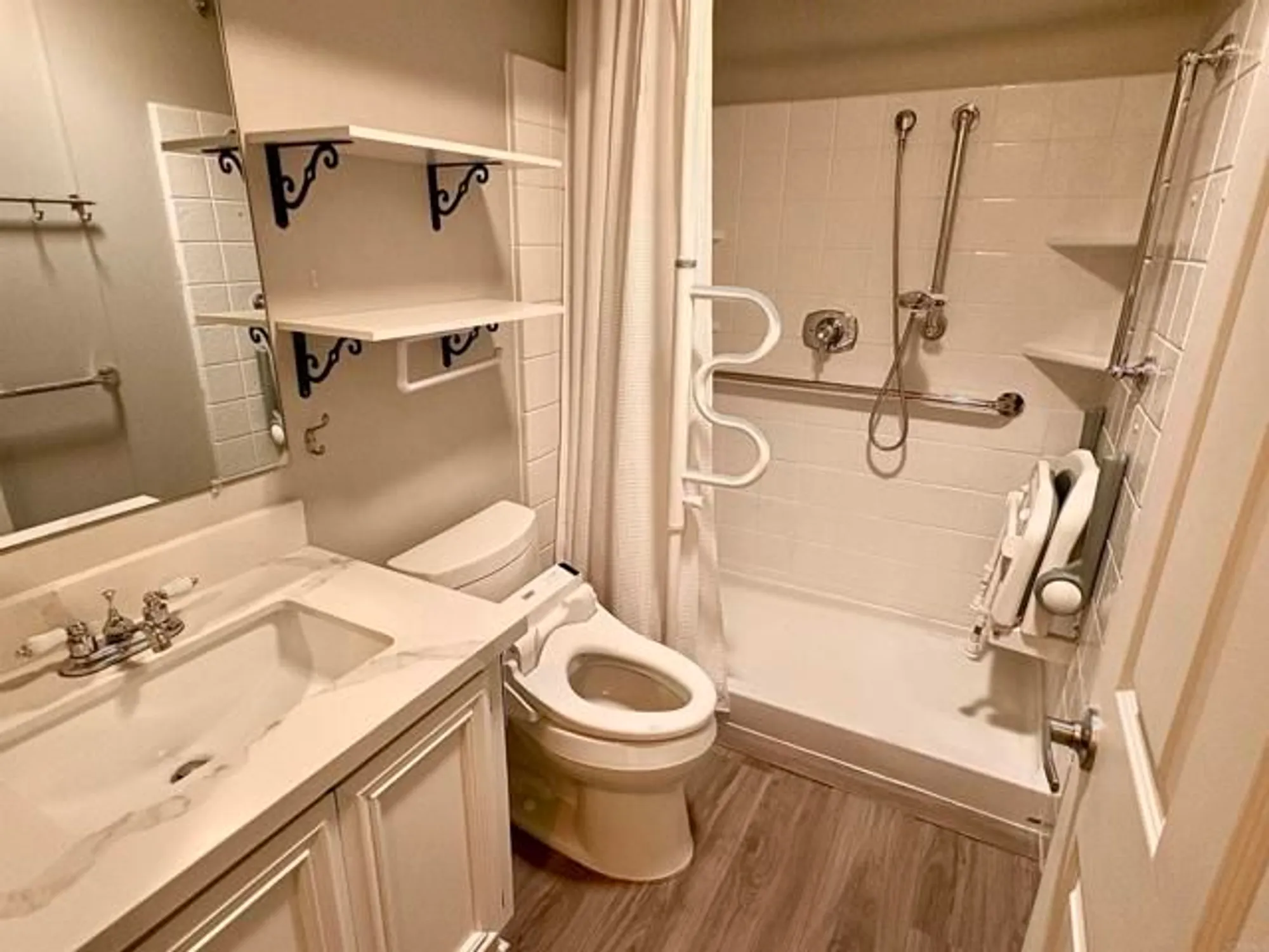 Property Slideshow image 19 of 32 | 629 via santa cruz, Vista, CA, 92081