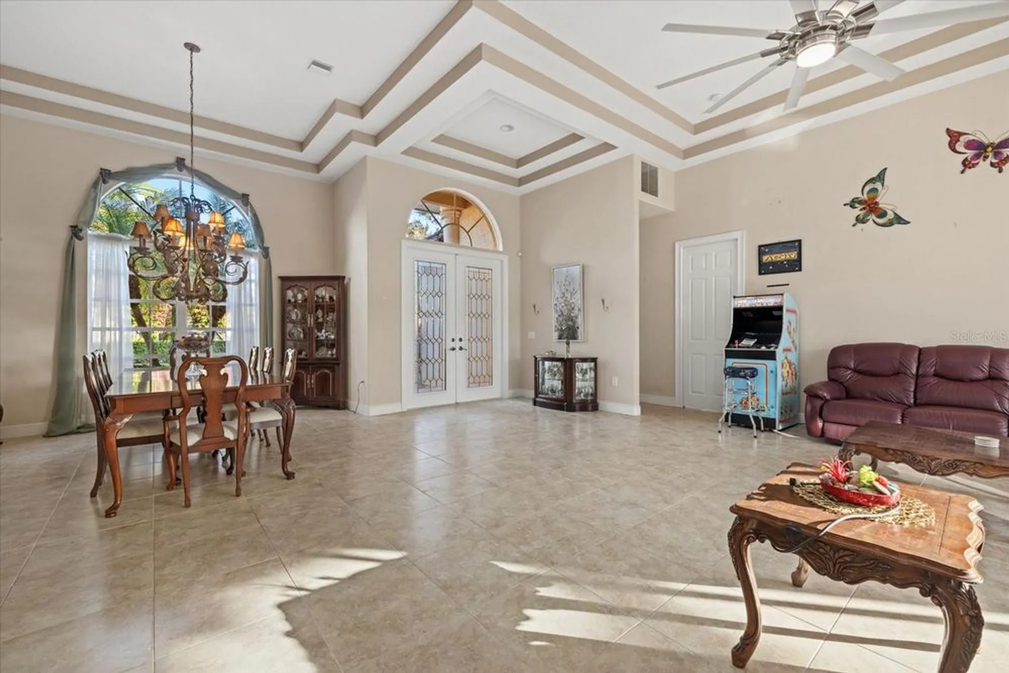 Property Slideshow image 11 of 65 | 457 sherbrooke ct, Venice, FL, 34293