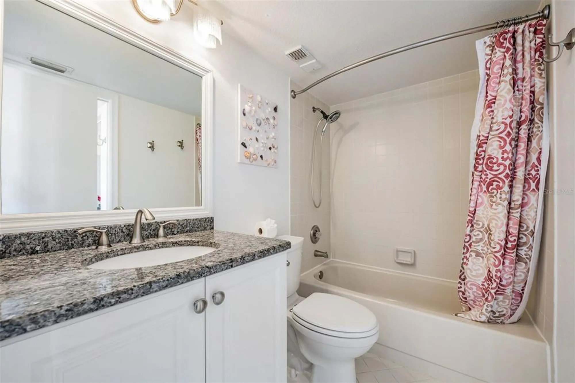 Property Slideshow image 12 of 24 | 6322 palma del mar blvd s apt 1107, Saint Petersburg, FL, 33715