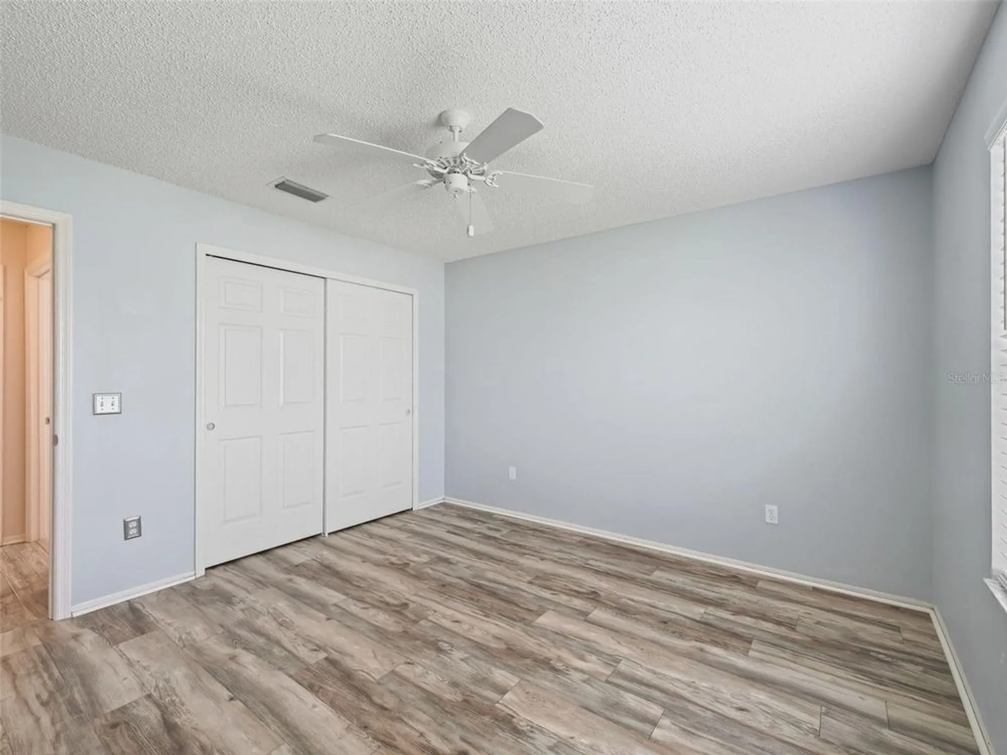 Property Slideshow image 21 of 25 | 220 estrada pl, The Villages, FL, 32159