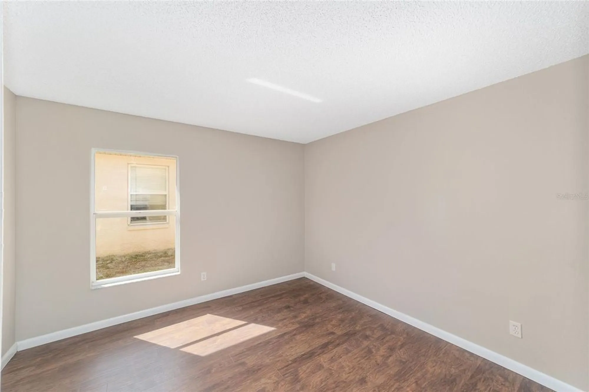 Property Slideshow image 27 of 34 | 9481 sw 93rd loop, Ocala, FL, 34481