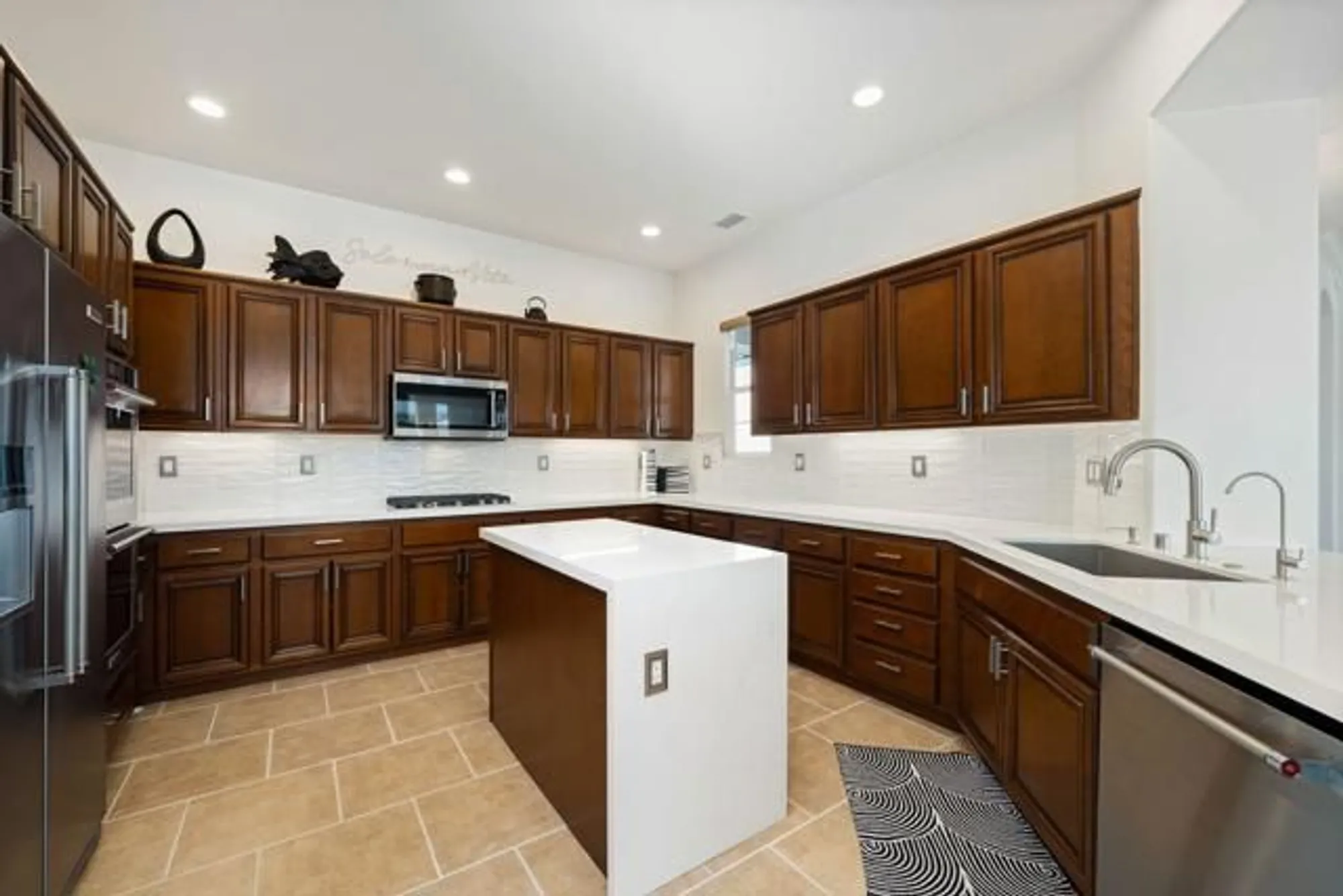 Property Slideshow image 21 of 95 | 61400 fire barrel dr, La Quinta, CA, 92253