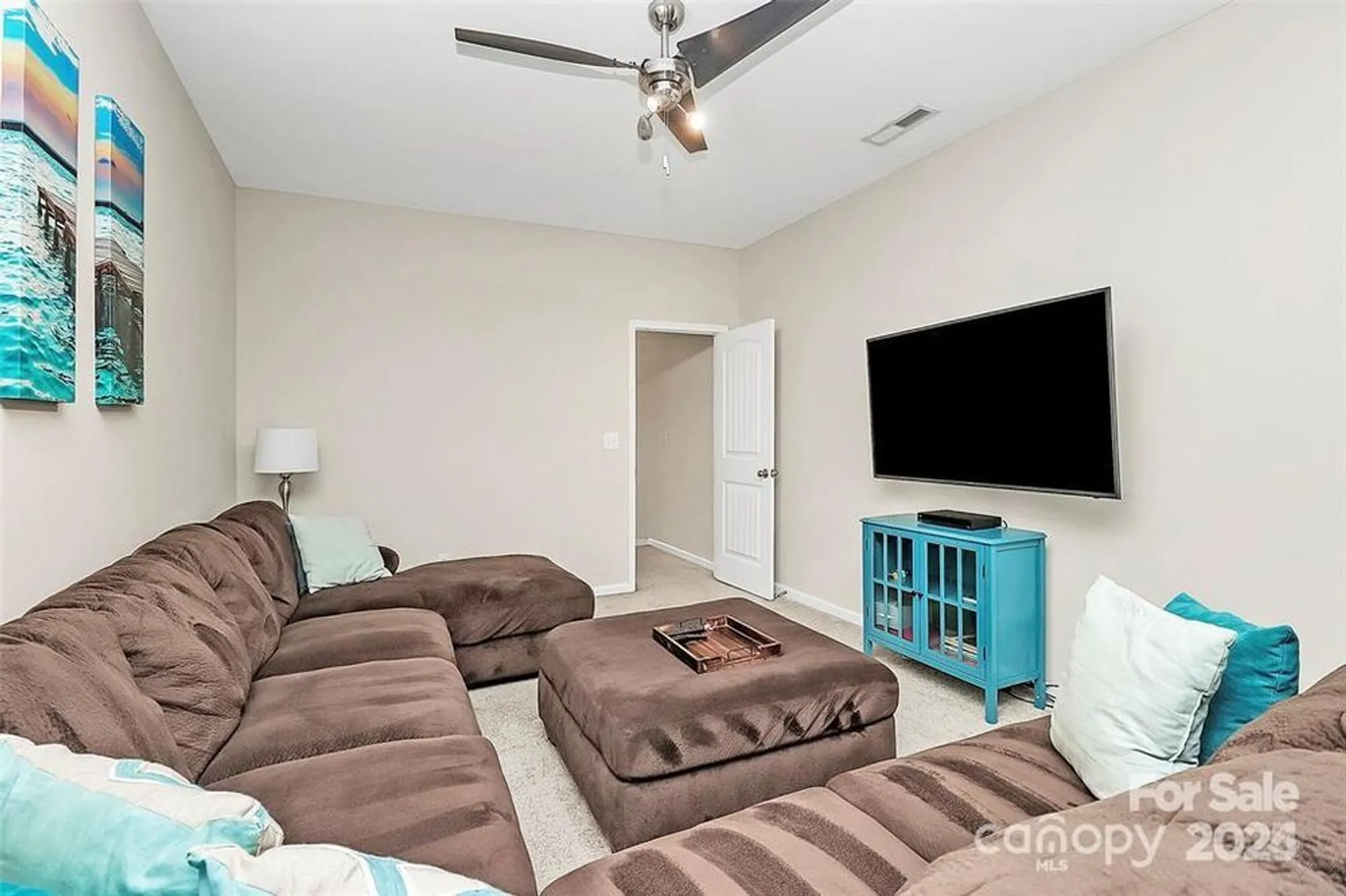 Property Slideshow image 27 of 44 | 4146 la crema dr, Charlotte, NC, 28214