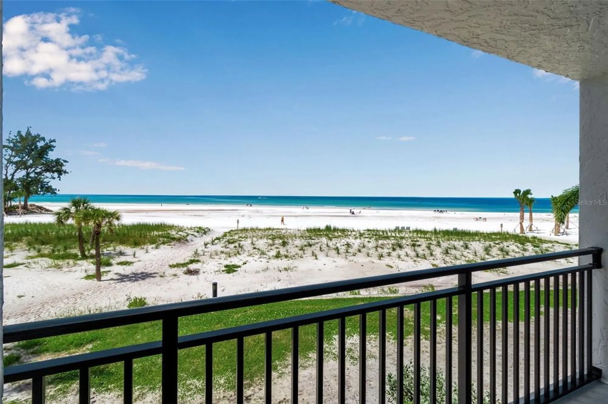 Property Slideshow image 10 of 29 | 19 whispering sands dr 203, Sarasota, FL, 34242
