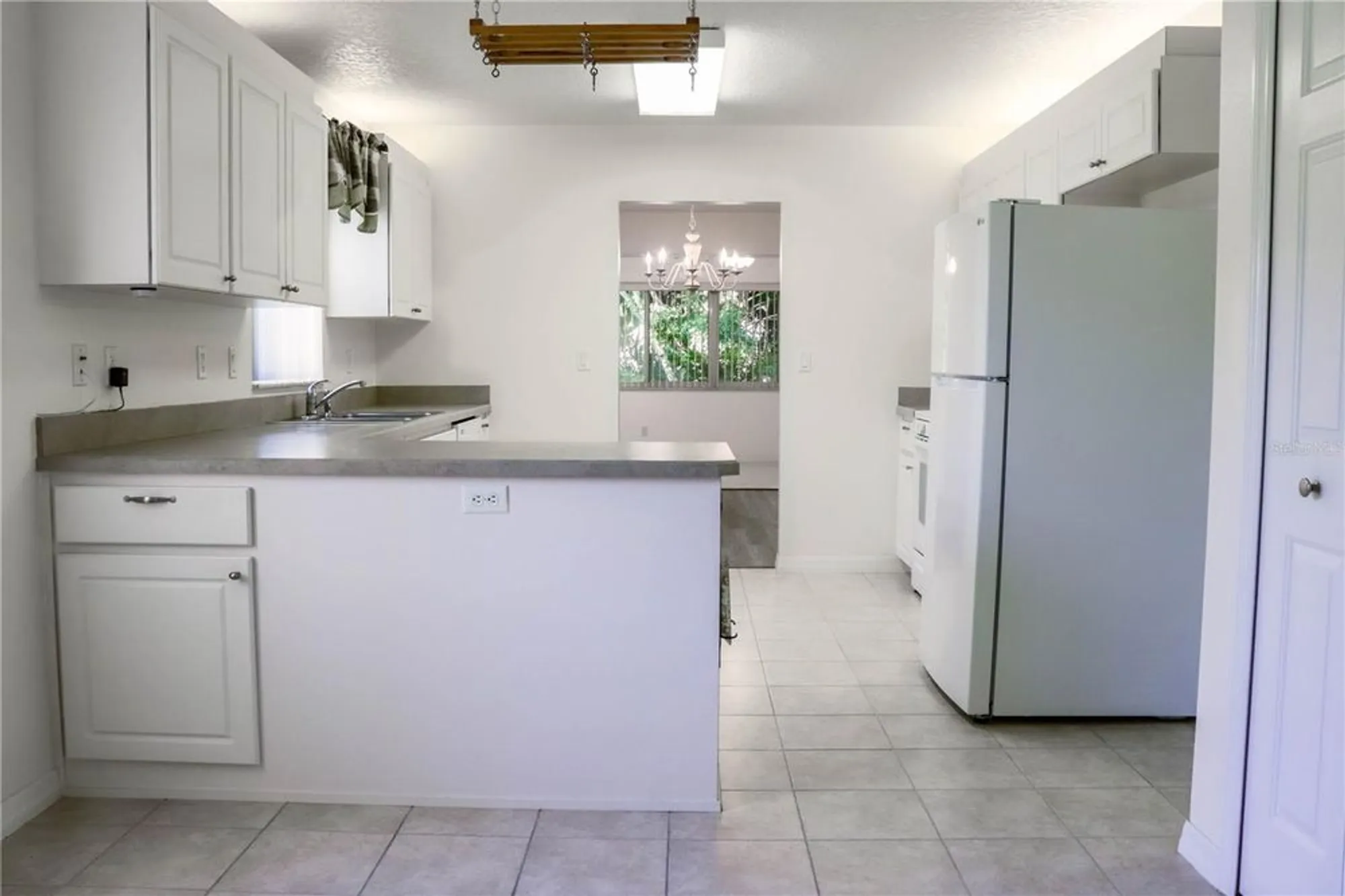 Property Slideshow image 23 of 59 | 5351 aurora dr, Leesburg, FL, 34748