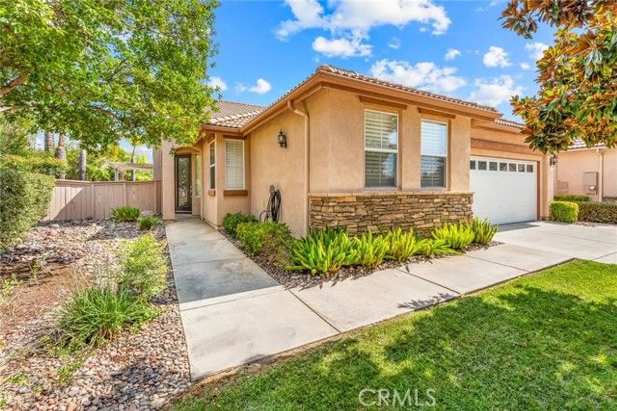 Property Slideshow image 1 of 43 | 28641 coolwater ct, Menifee, CA, 92584