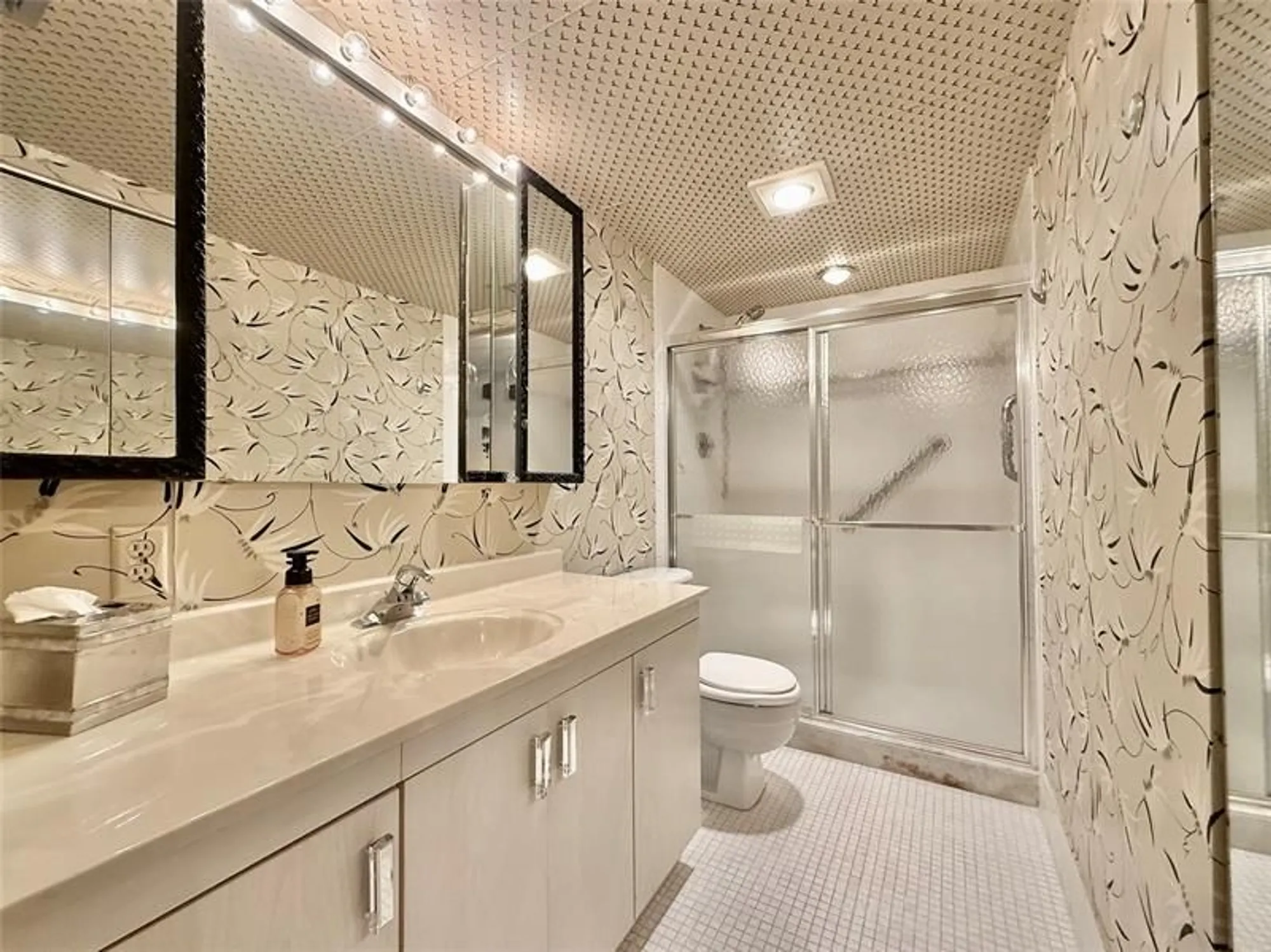 Property Slideshow image 17 of 34 | 2504 antigua ter apt d2, Coconut Creek, FL, 33066