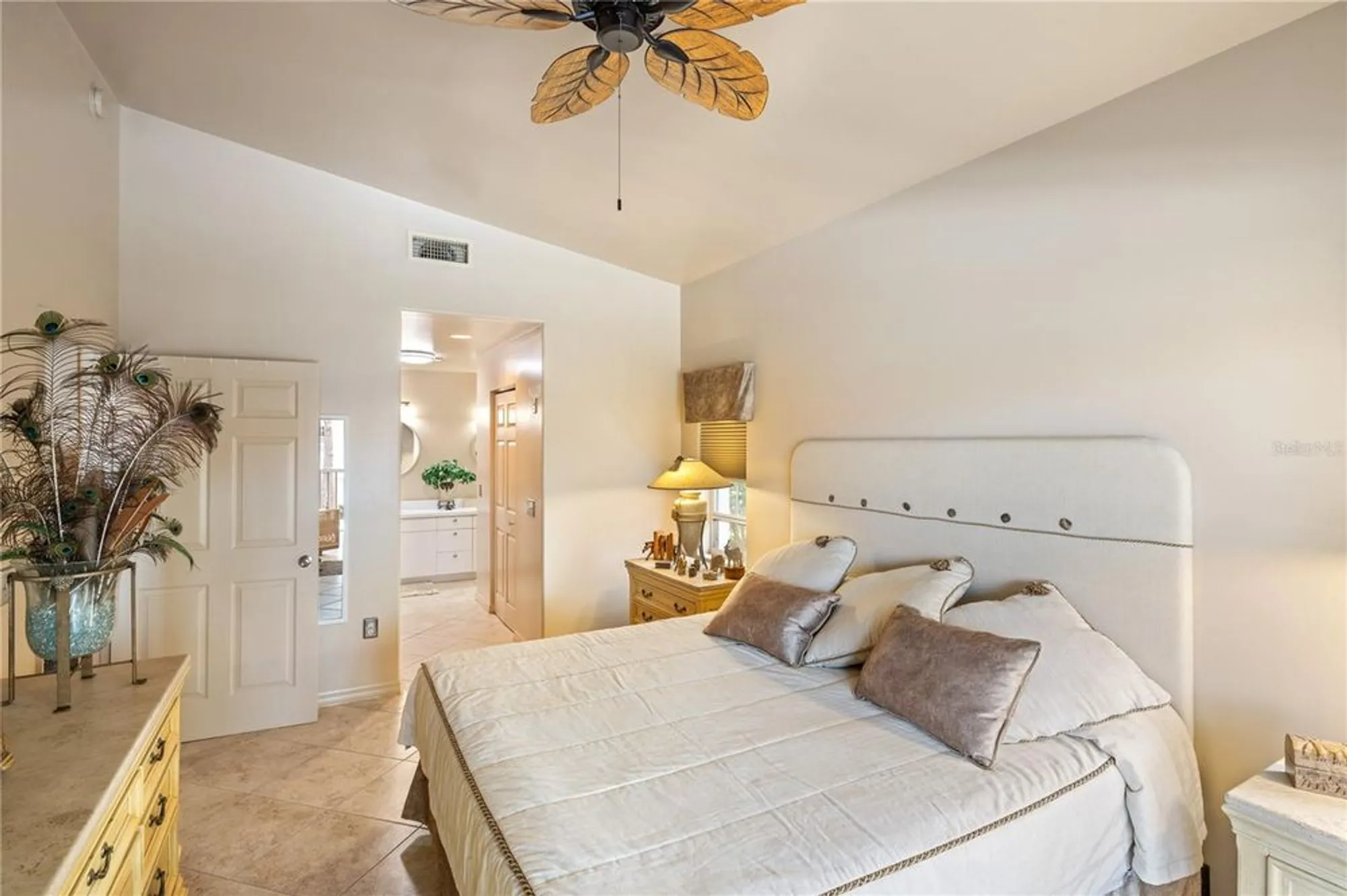 Property Slideshow image 23 of 55 | 4244 central sarasota pkwy apt 726, Sarasota, FL, 34238