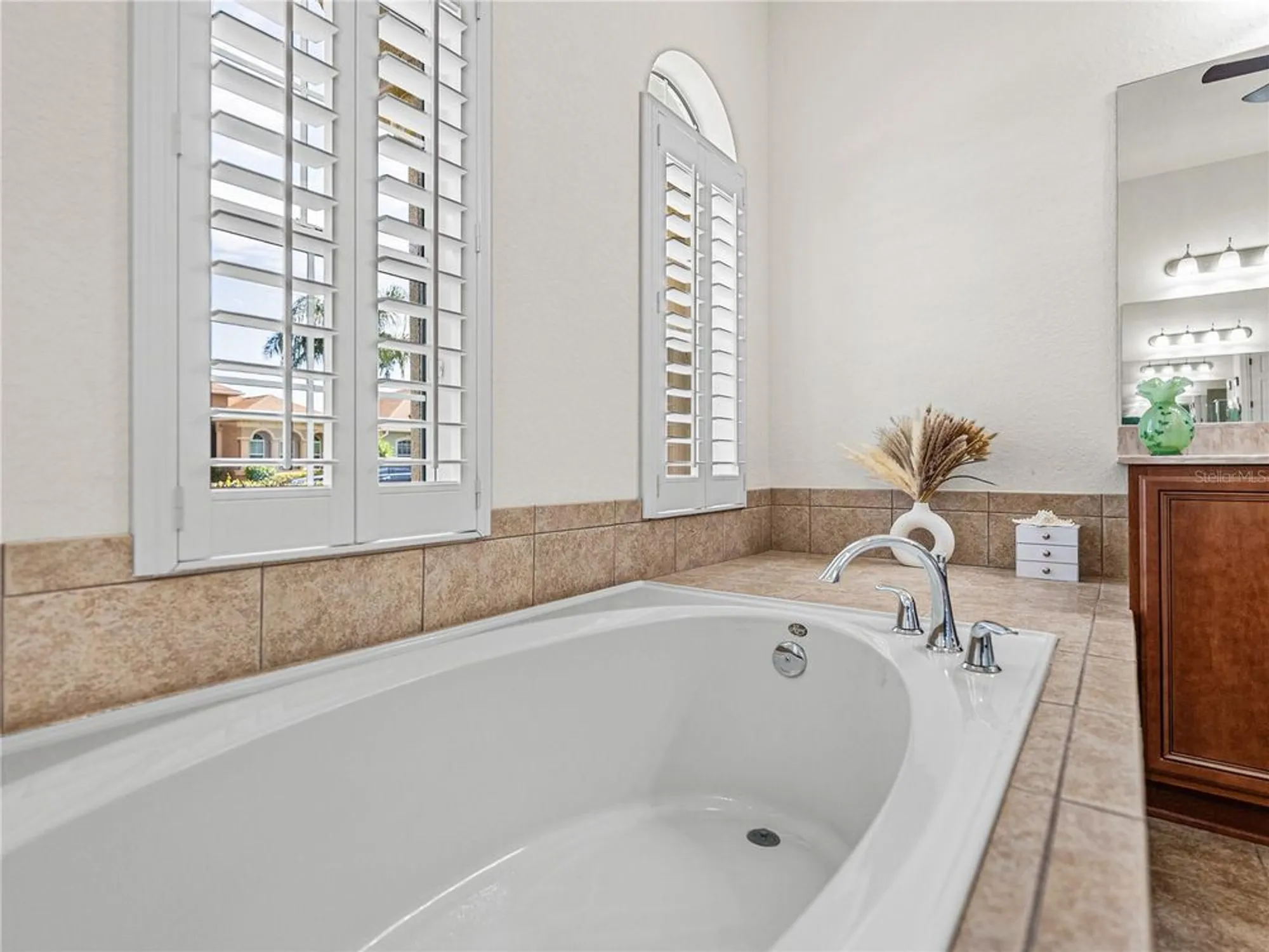 Property Slideshow image 35 of 98 | 4433 ventana ln, Lake Wales, FL, 33859