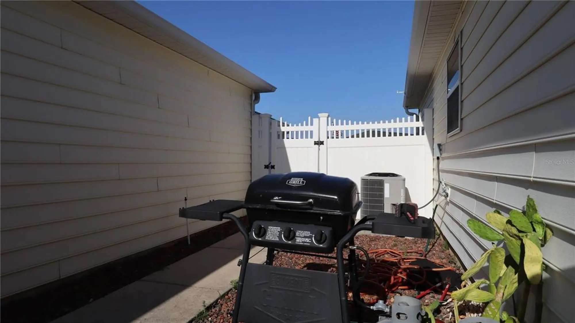 Property Slideshow image 38 of 42 | 1482 azteca loop, The Villages, FL, 32162