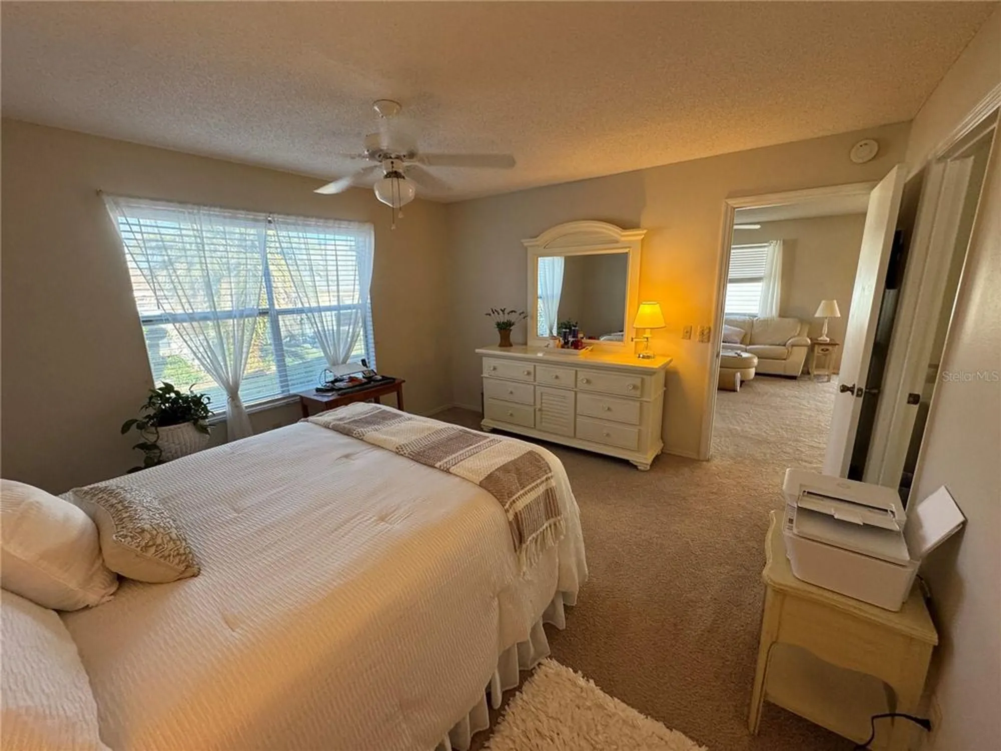 Property Slideshow image 4 of 21 | 482 hildalgo dr, The Villages, FL, 32159