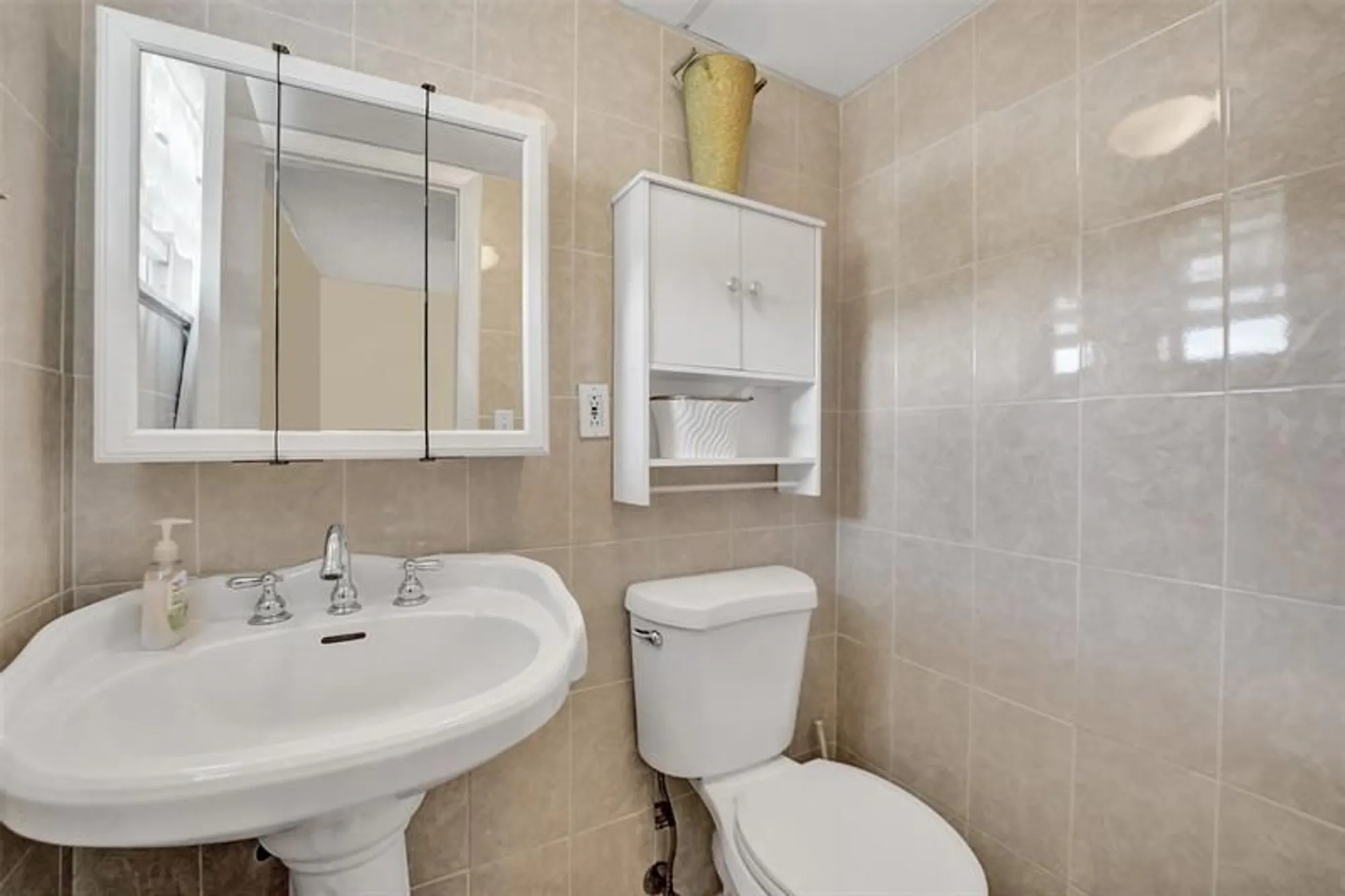 Property Slideshow image 7 of 35 | 6570 royal palm blvd 210j, Margate, FL, 33063