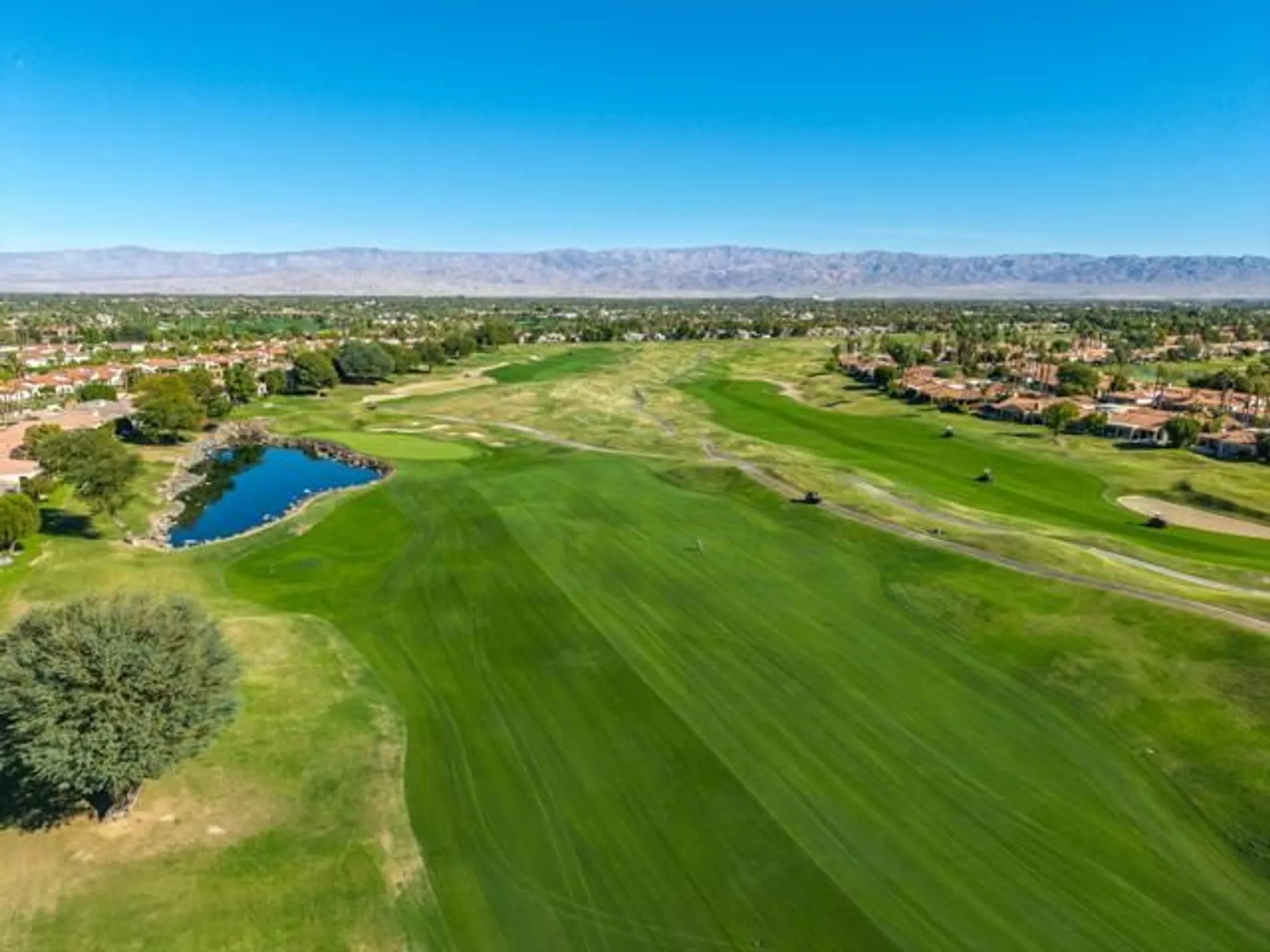 Property Slideshow image 30 of 35 | 54860 oak tree a32, La Quinta, CA, 92253