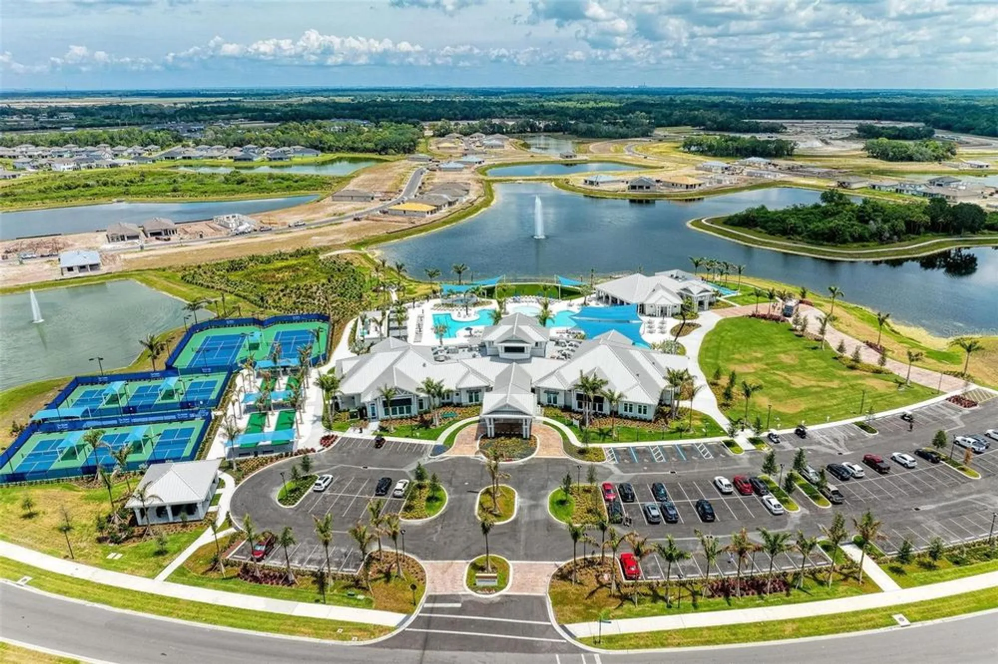 Property Slideshow image 44 of 79 | 9272 ballaster pointe loop, Parrish, FL, 34219