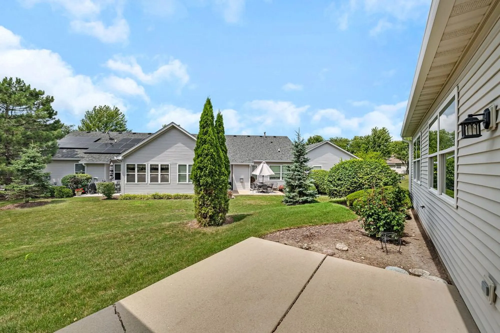 Property Slideshow image 21 of 25 | 1592 w cadillac cir, Romeoville, IL, 60446