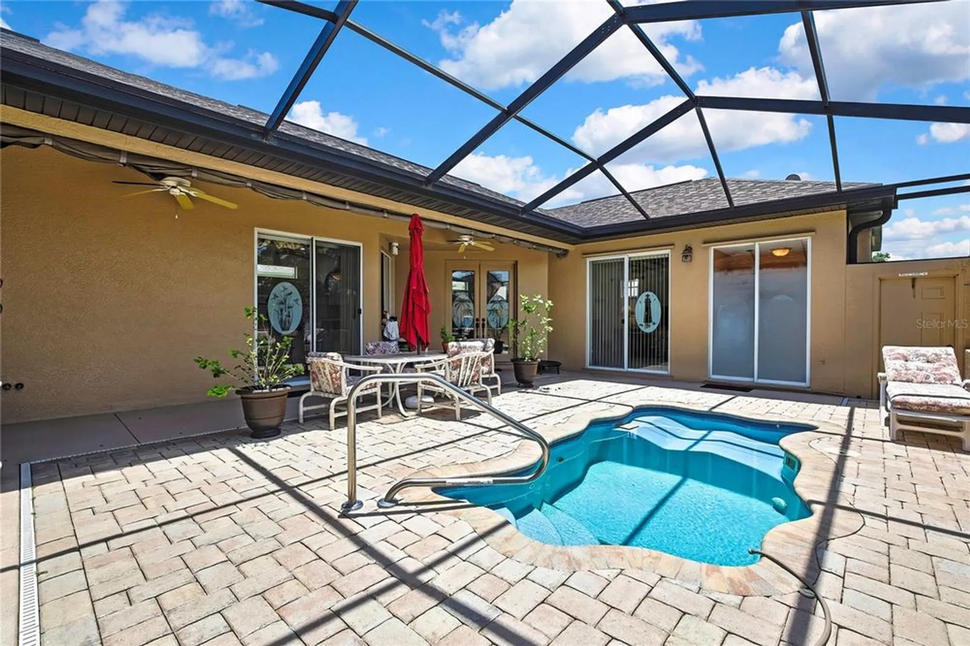 Property Slideshow image 13 of 44 | 10155 duffy cir, Weeki Wachee, FL, 34613
