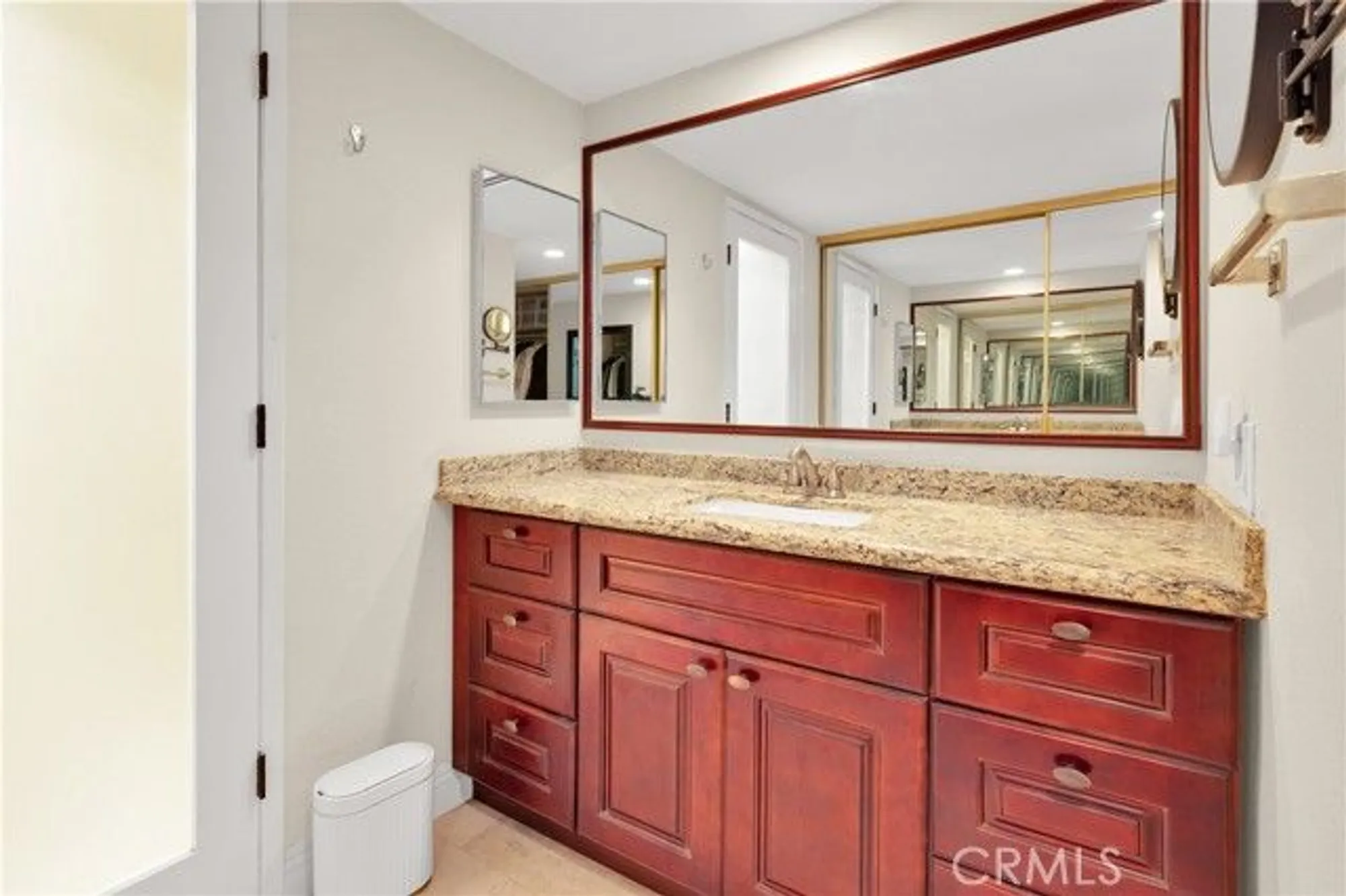 Property Slideshow image 16 of 27 | 3168 via vista c, Laguna Woods, CA, 92637