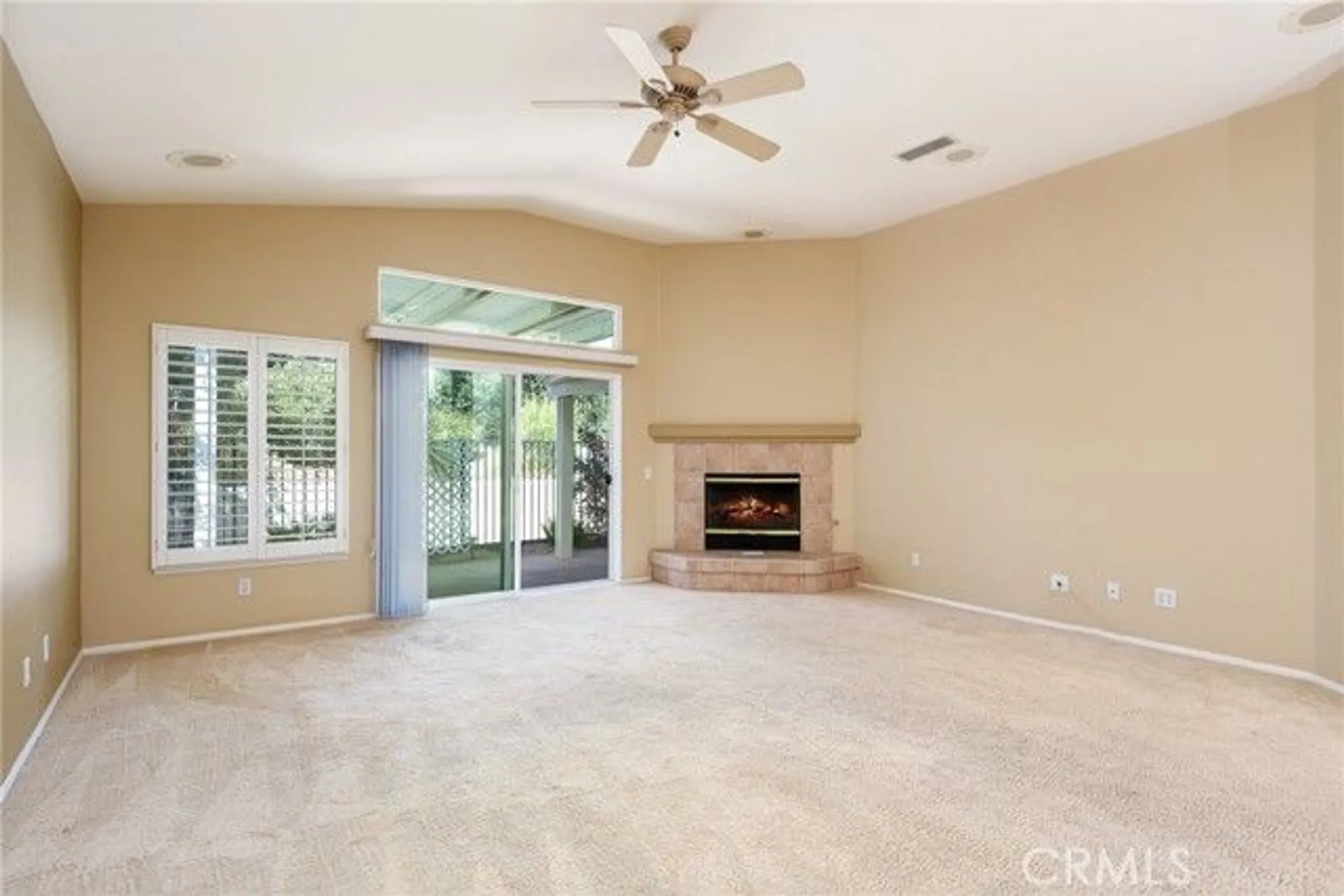 Property Slideshow image 12 of 36 | 24182 via llano, Murrieta, CA, 92562