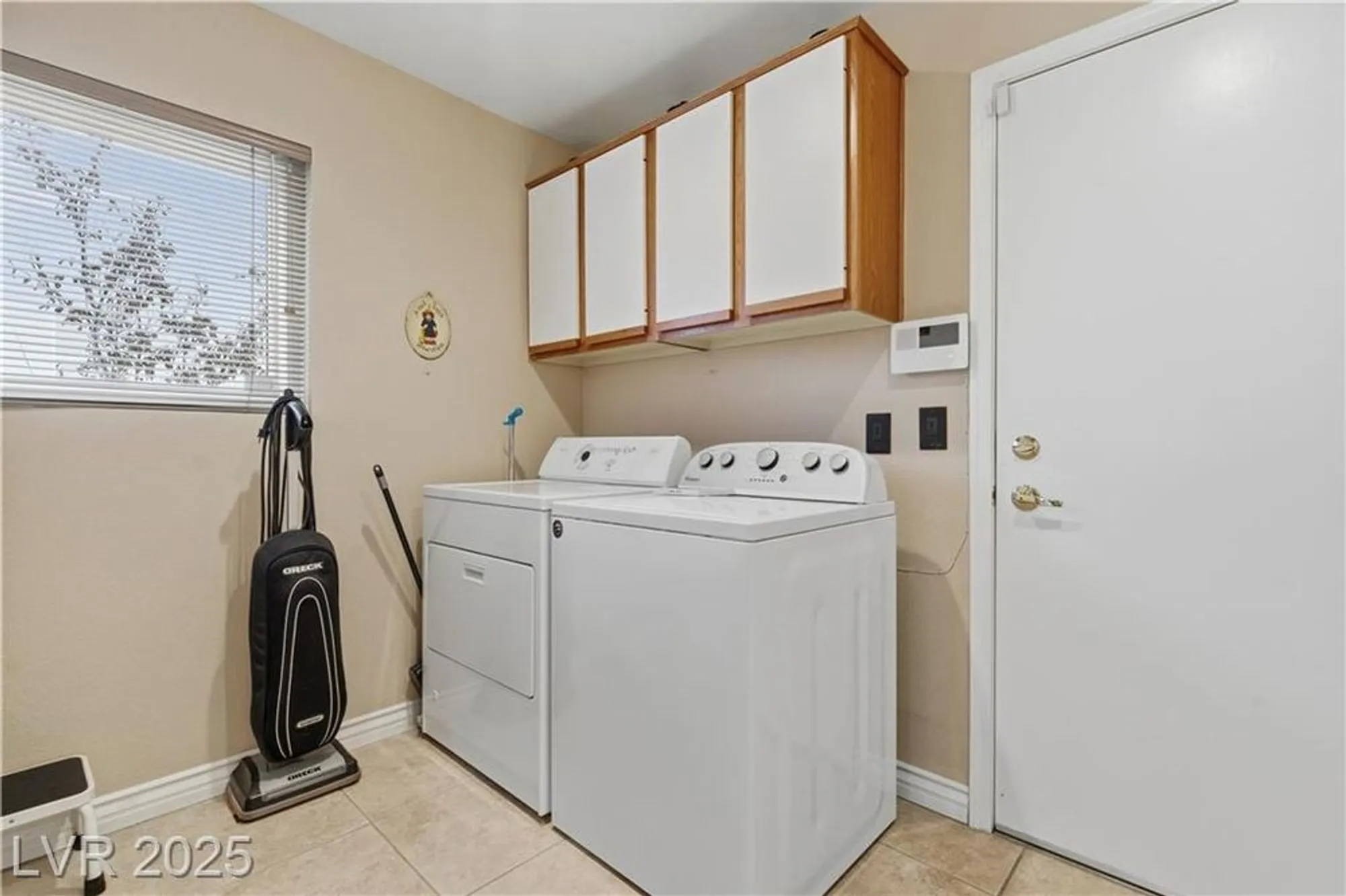 Property Slideshow image 45 of 60 | 8909 meadowood dr, Las Vegas, NV, 89134