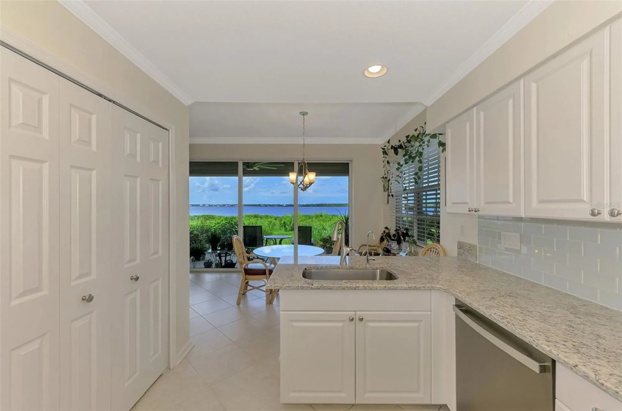 Property Slideshow image 24 of 81 | 4620 club dr unit 102, Port Charlotte, FL, 33953