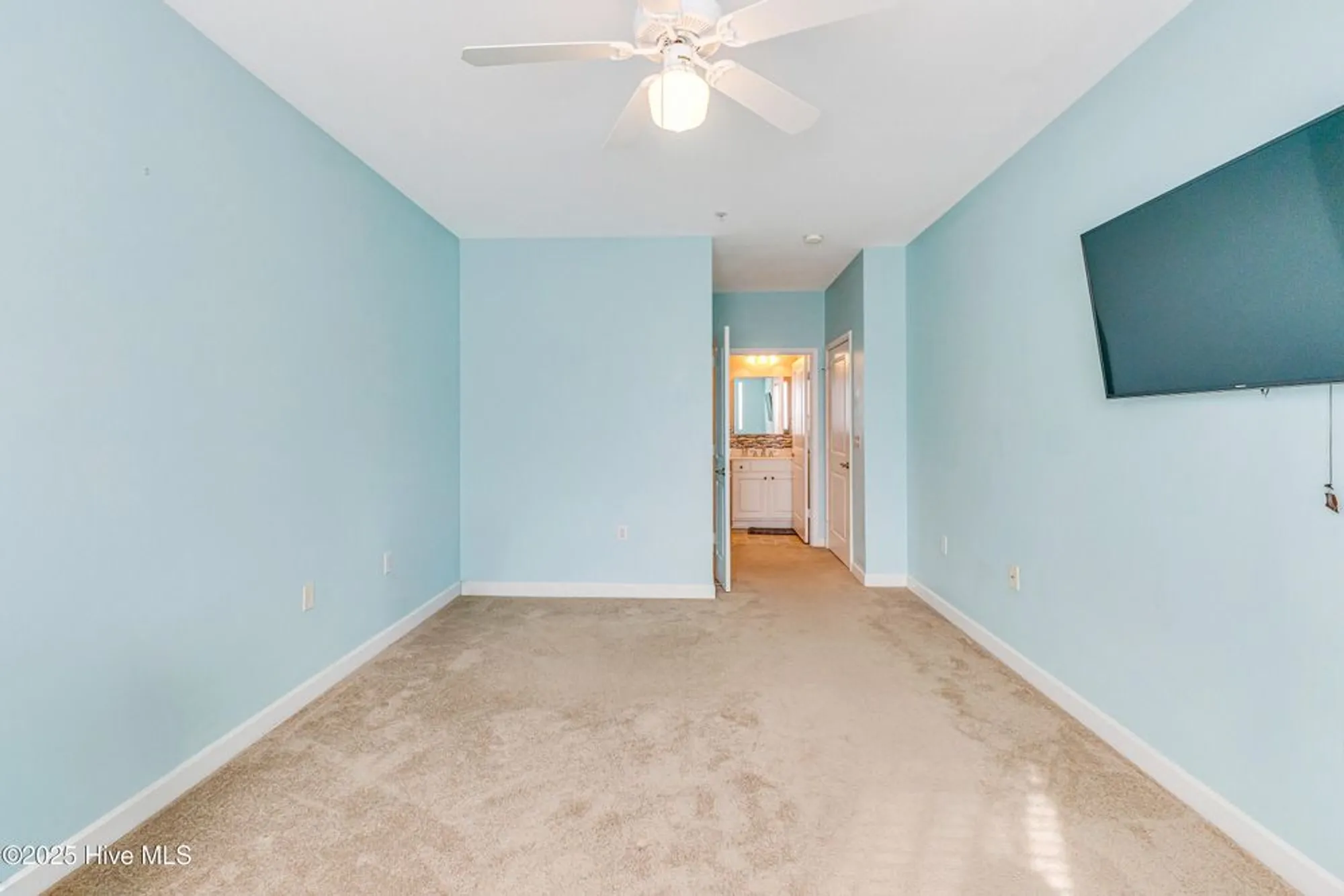 Property Slideshow image 17 of 50 | 395 s crow creek dr 1518, Calabash, NC, 28467