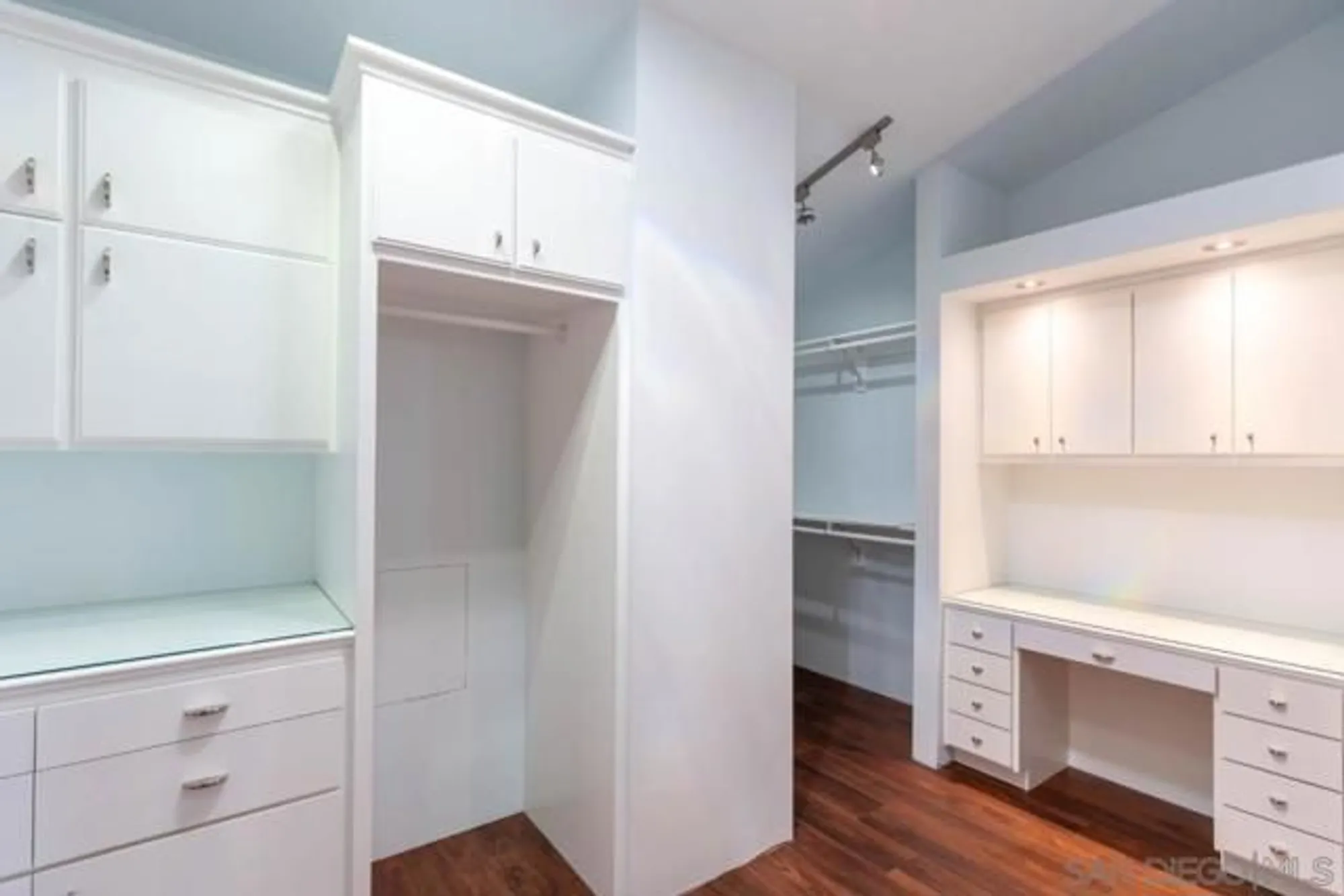 Property Slideshow image 30 of 70 | 907 ridge heights dr, Fallbrook, CA, 92028