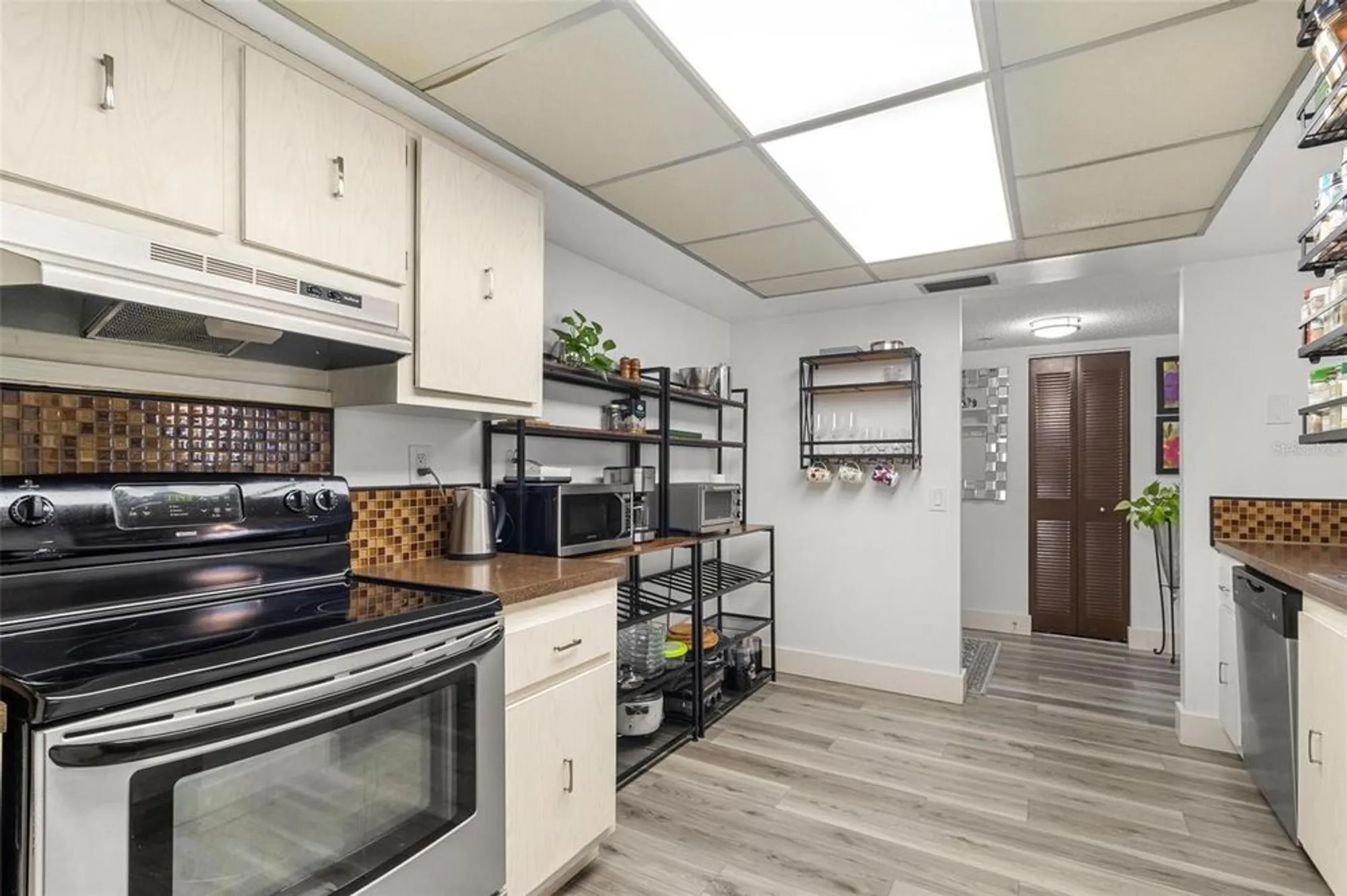 Property Slideshow image 6 of 28 | 6265 sun blvd apt 1201, St Petersburg, FL, 33715