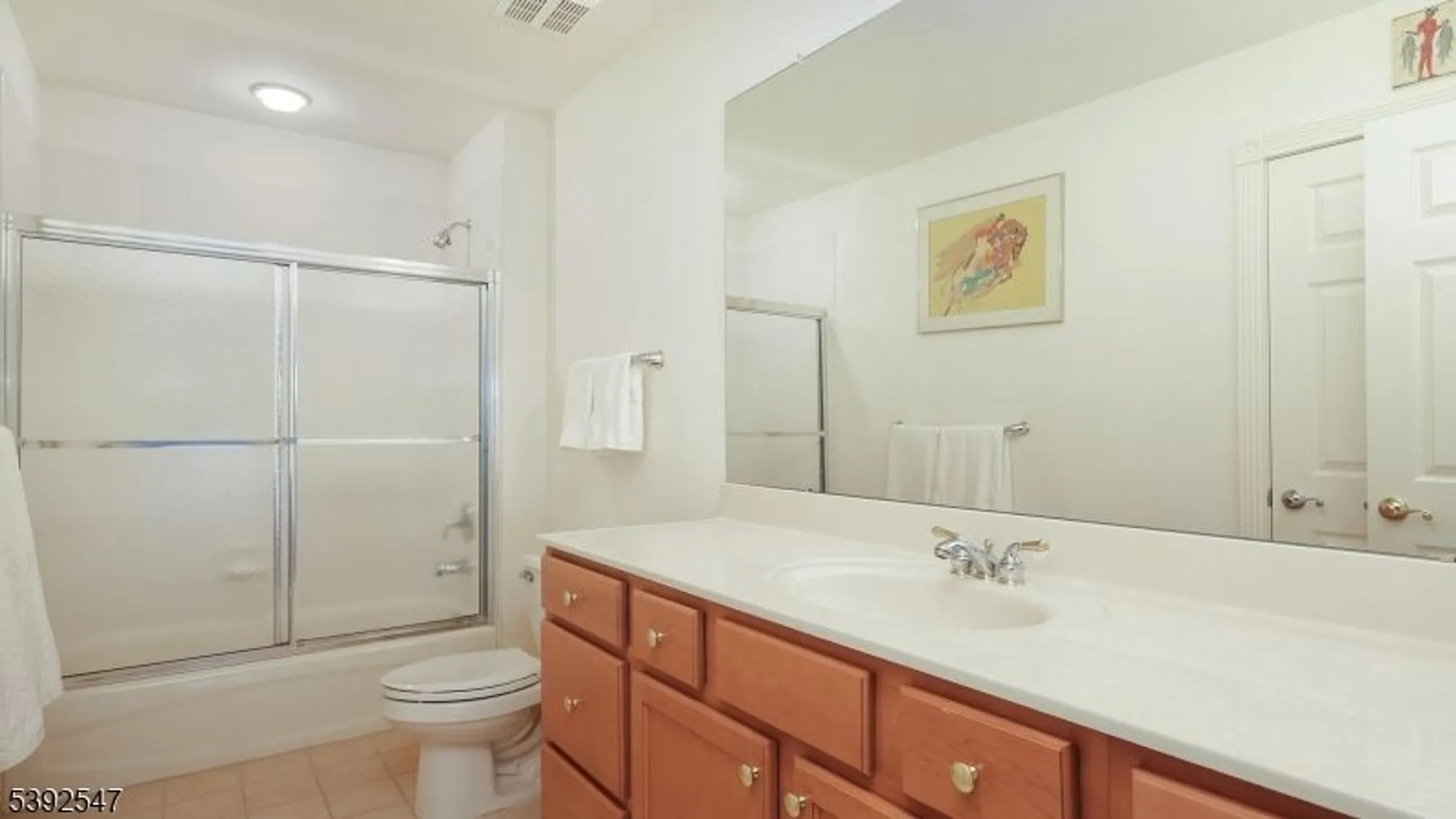 Property Slideshow image 30 of 38 | 13 bray ct, Somerset, NJ, 08873