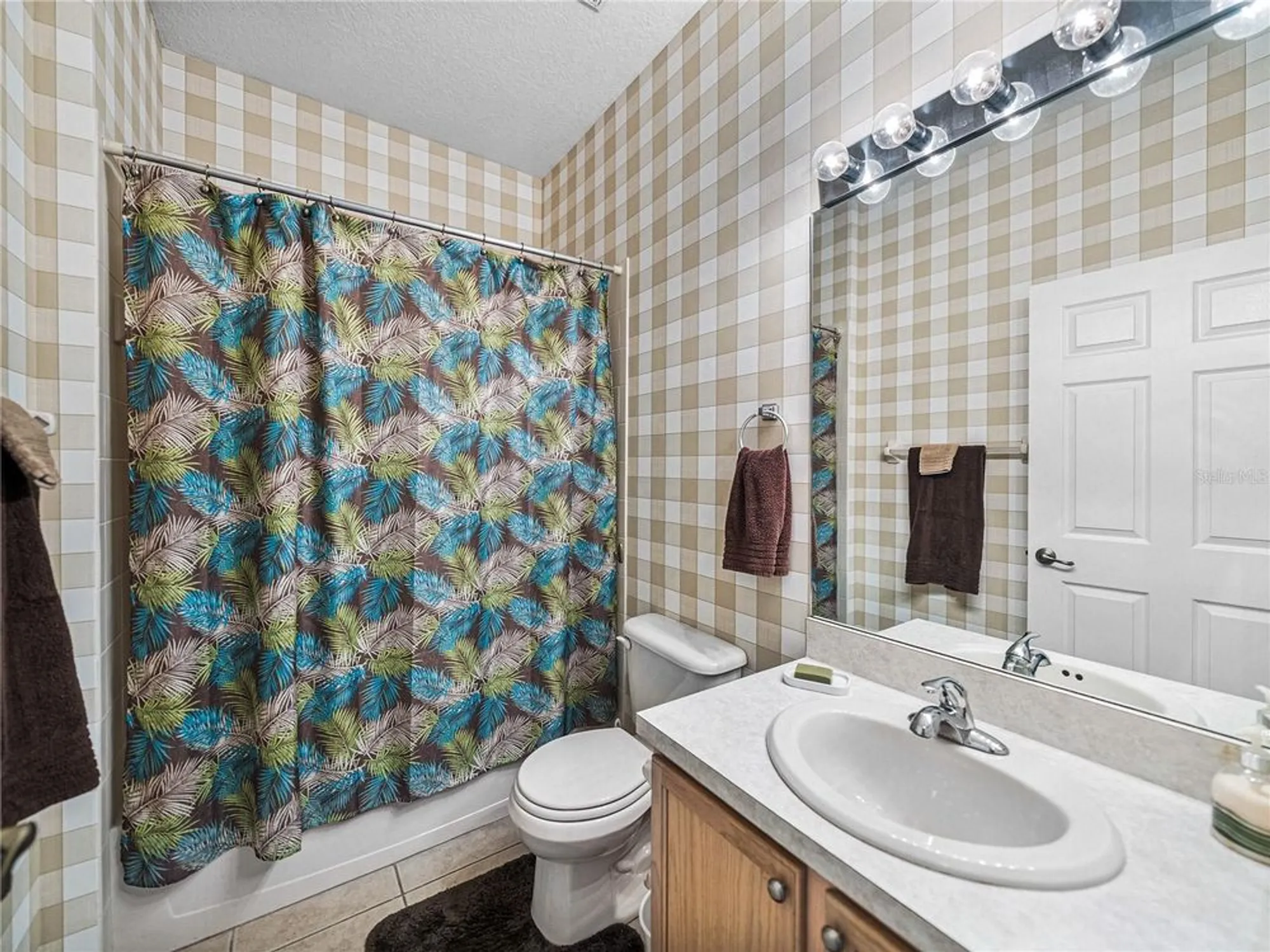 Property Slideshow image 32 of 100 | 4168 aberdeen ln, Lake Wales, FL, 33859