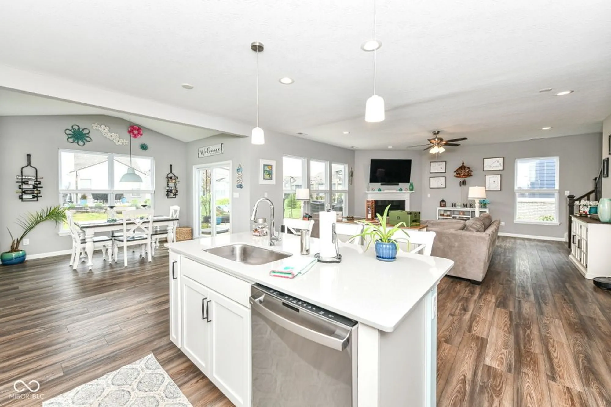 Property Slideshow image 12 of 37 | 11430 wicker ln, Noblesville, IN, 46060