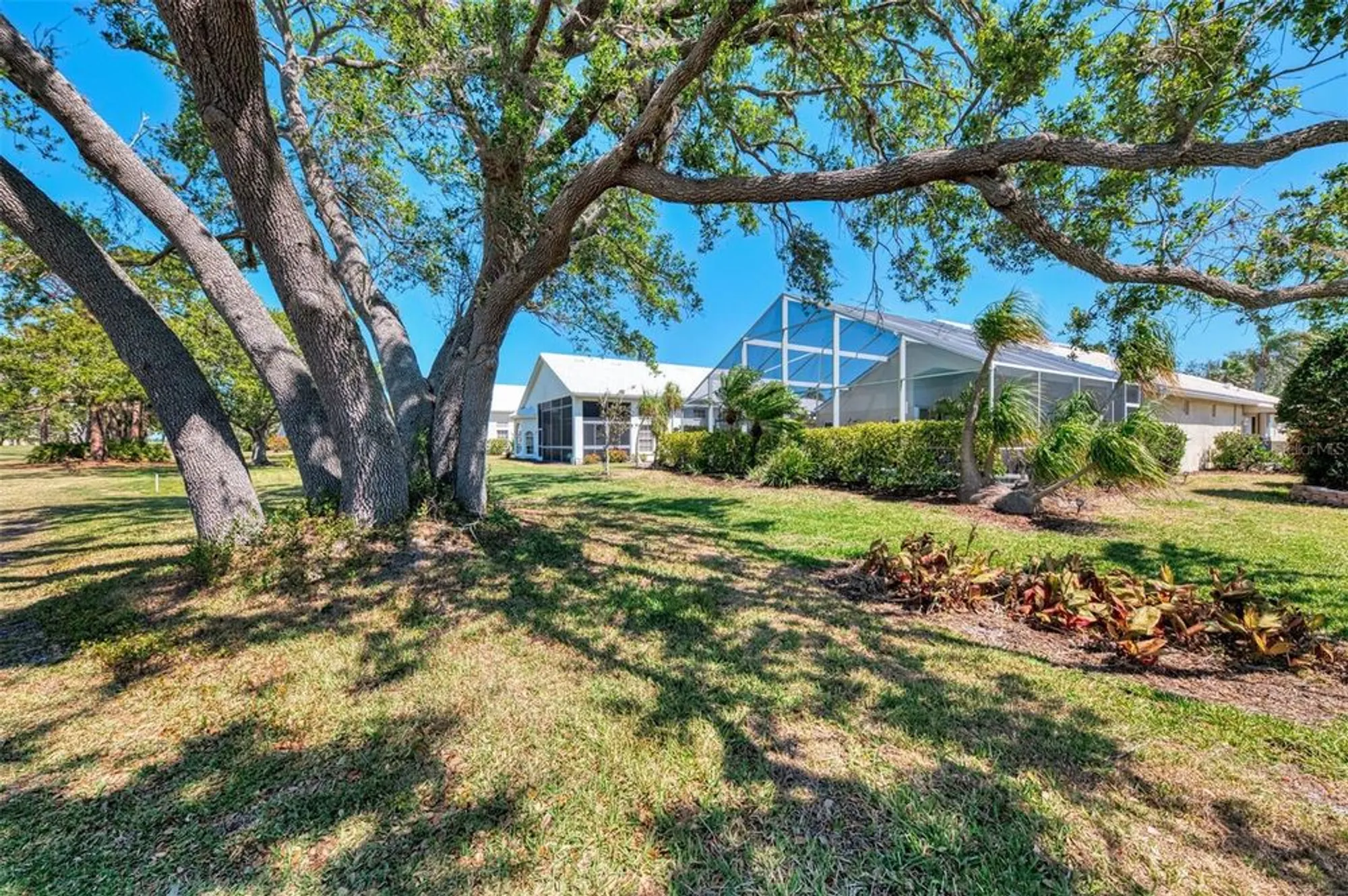 Property Slideshow image 51 of 55 | 320 bermuda ct 10, Venice, FL, 34293