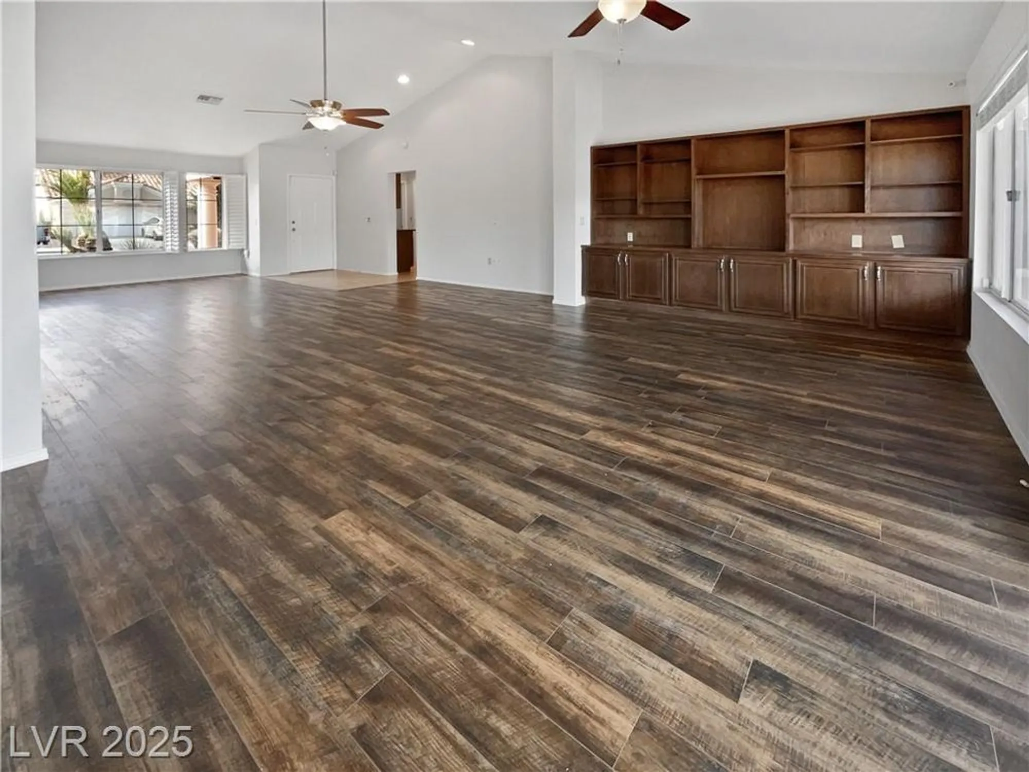 Property Slideshow image 12 of 23 | 2456 palmridge dr, Las Vegas, NV, 89134