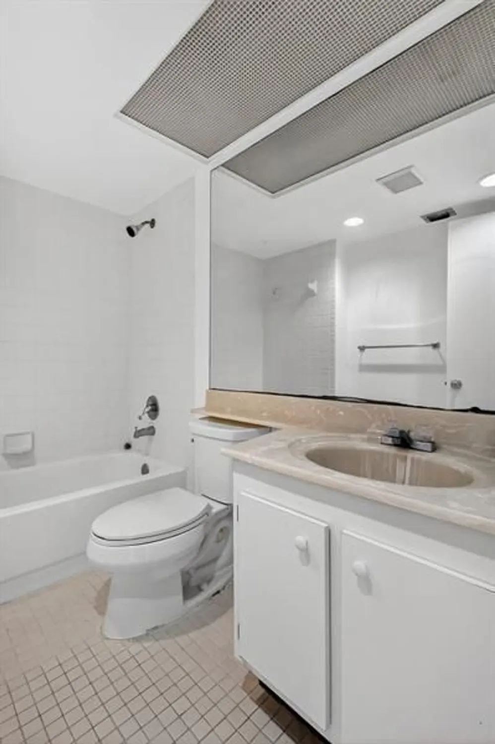 Property Slideshow image 23 of 42 | 12750 sw 4th ct 307j, Pembroke Pines, FL, 33027