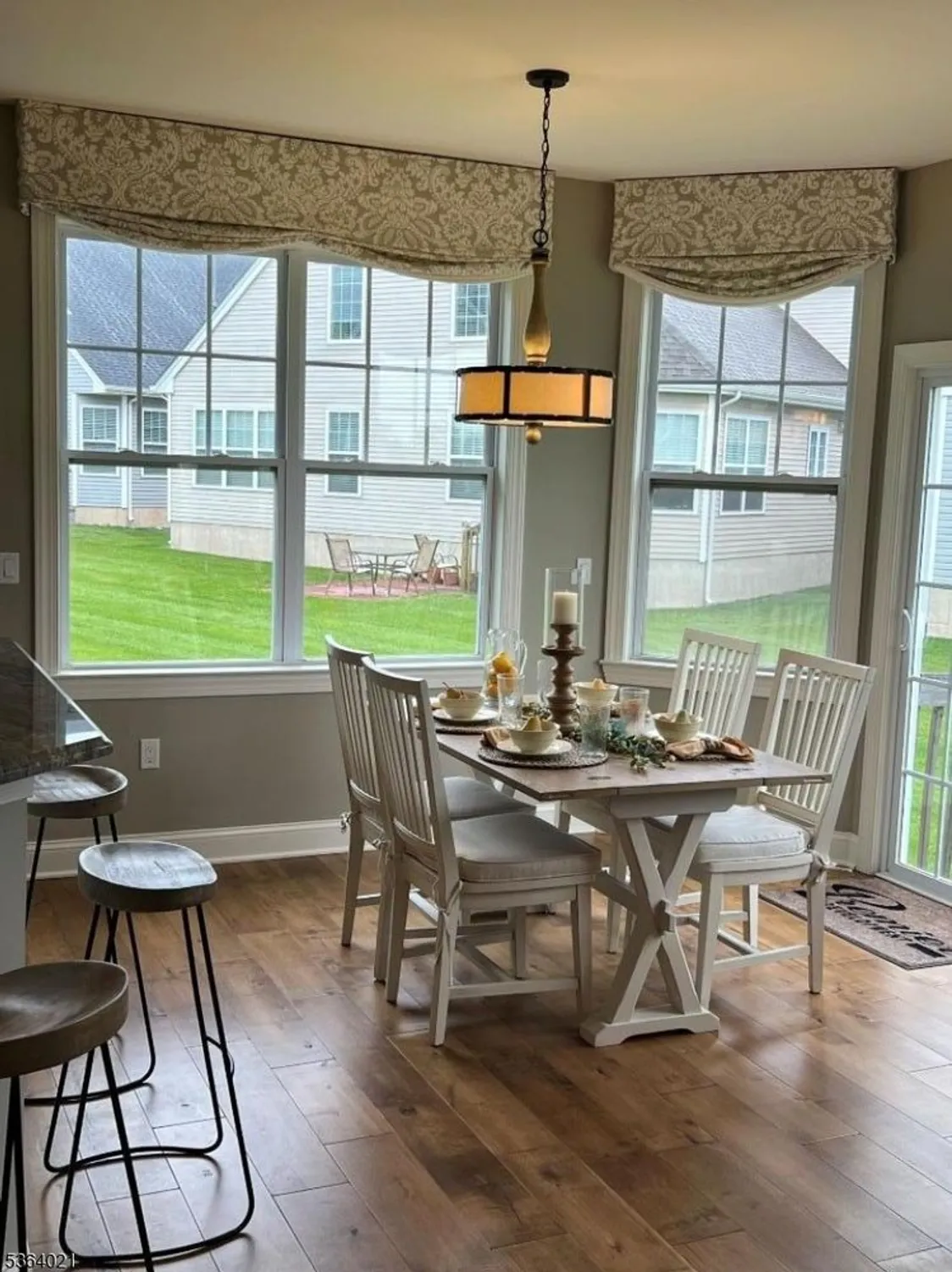 Property Slideshow image 10 of 24 | 6 leidl cir, Hillsborough, NJ, 08844