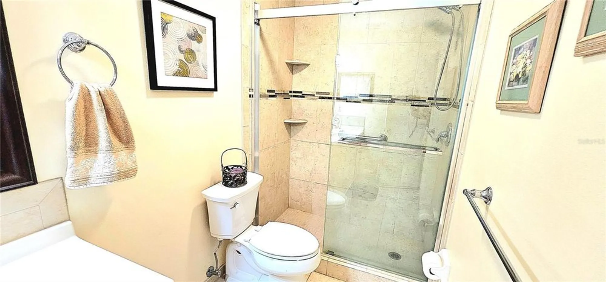 Property Slideshow image 20 of 43 | 2960 59th st 202, Gulfport, FL, 33707