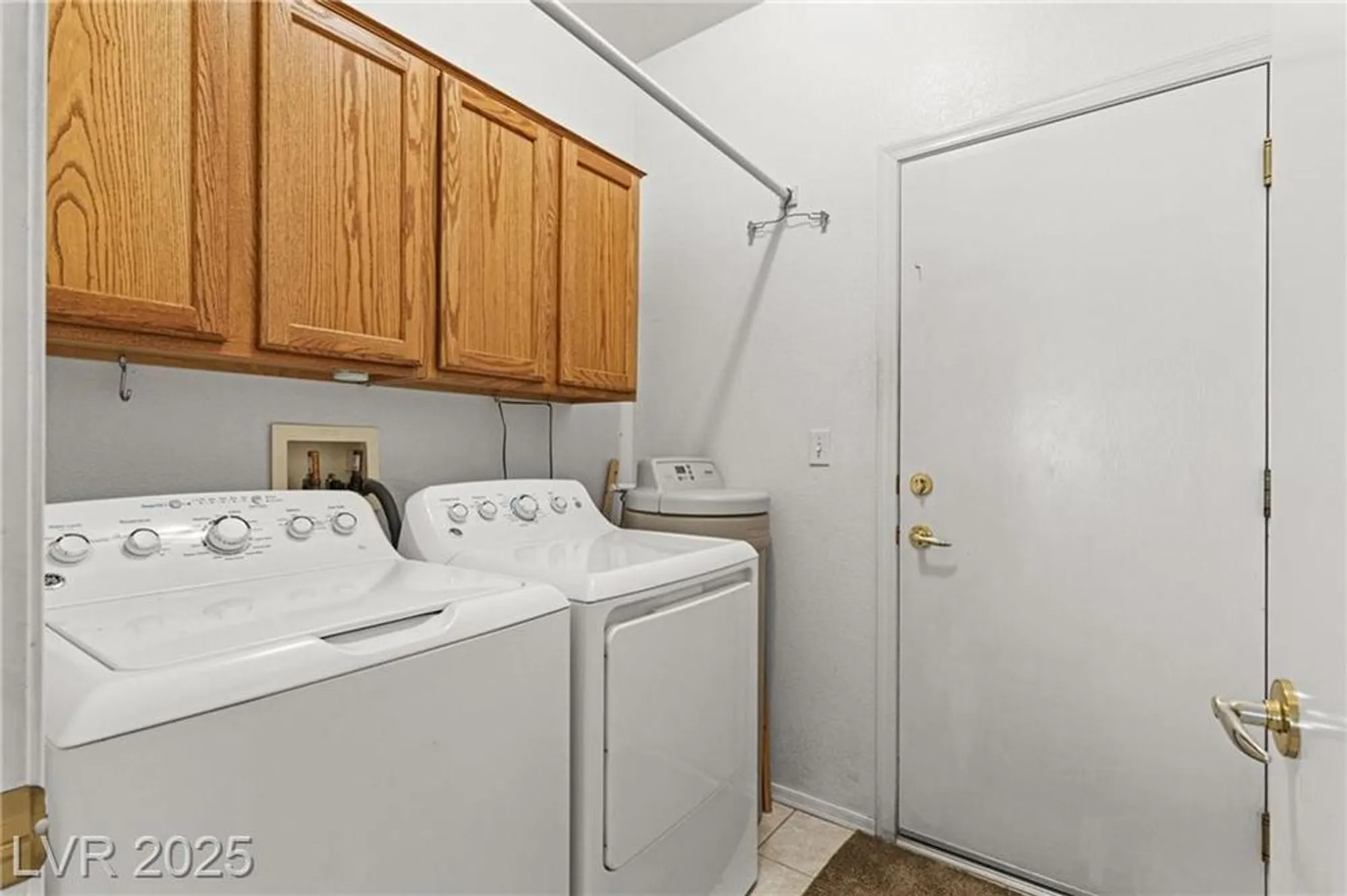 Property Slideshow image 30 of 40 | 2145 king mesa dr, Henderson, NV, 89012