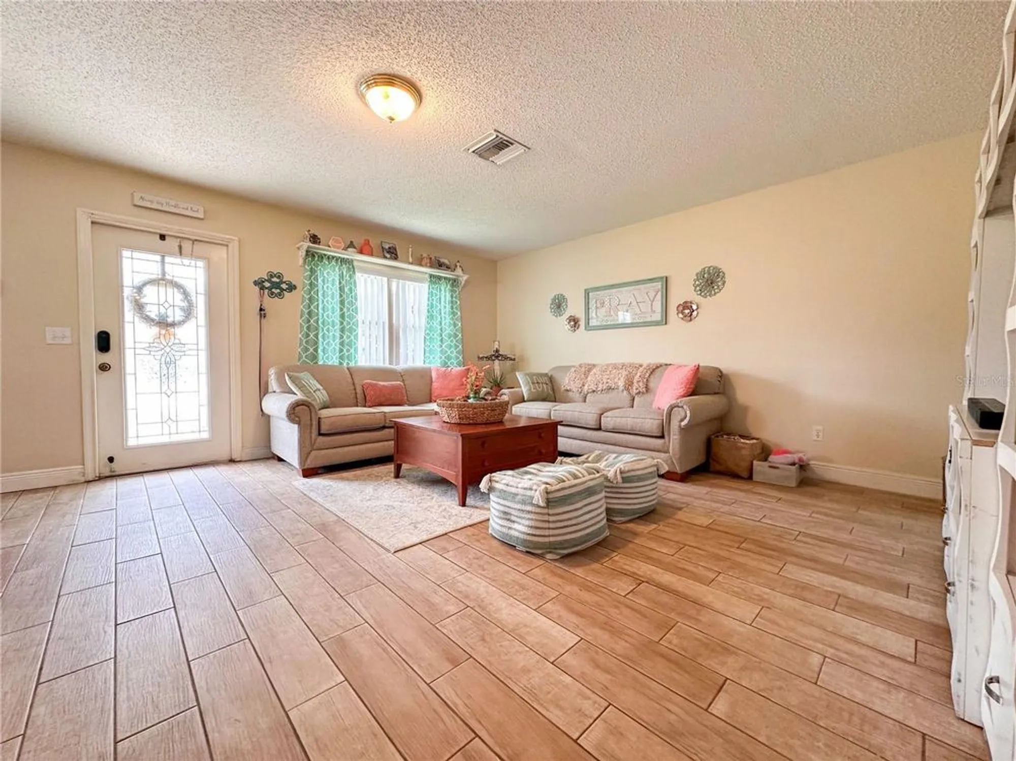 Property Slideshow image 7 of 27 | 216 gloucester blvd # 216, Sun City Center, FL, 33573
