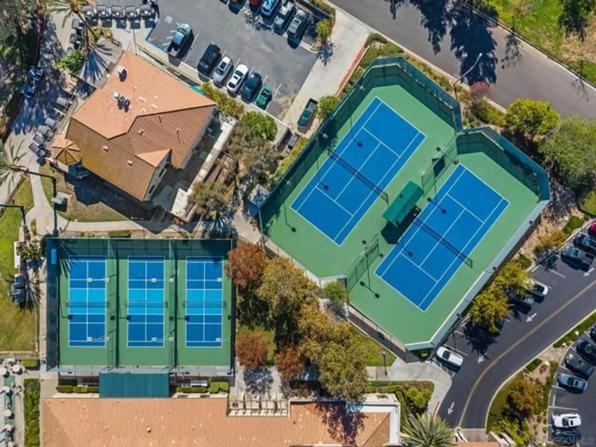 Property Slideshow image 35 of 49 | 40222 colony dr, Murrieta, CA, 92562