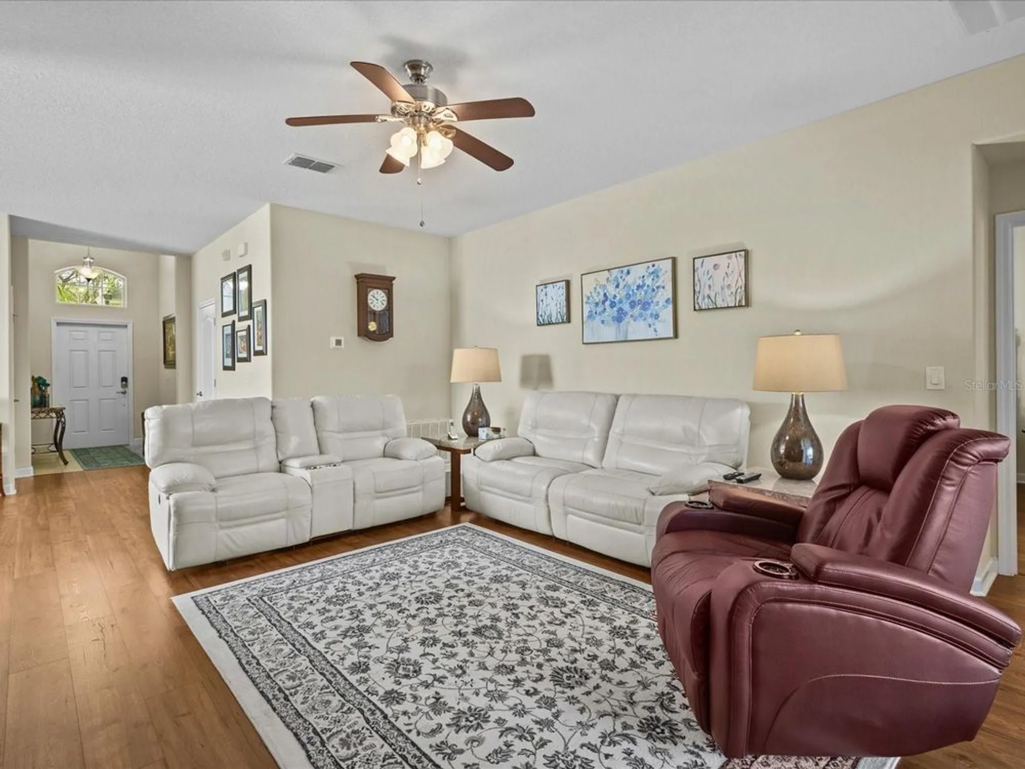 Property Slideshow image 5 of 48 | 3801 serena ln, Clermont, FL, 34711