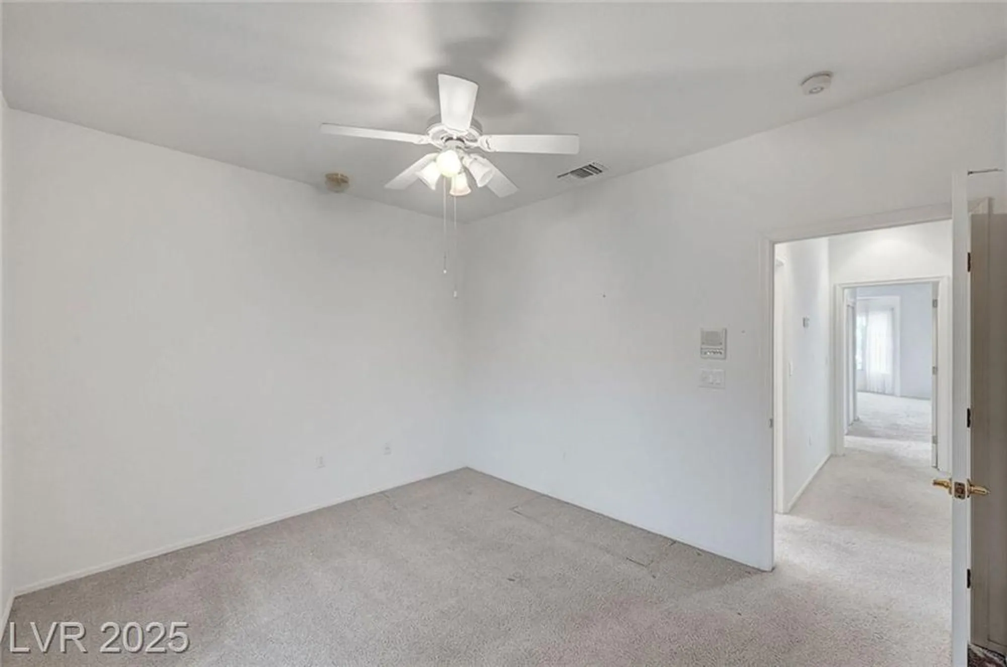Property Slideshow image 27 of 51 | 3020 ripon dr, Las Vegas, NV, 89134